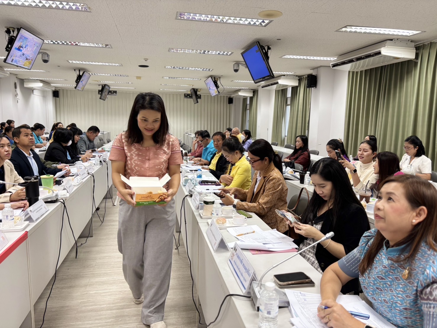 พช.ขอนแก่น : จัดประชุมคณะกรรมการคัดสรรสุดยอดผลิตภัณฑ์ OTOP เด่น จังหวัดขอนแก่น (Provincial Star OTOP : PSO) พ.ศ. 2568 ครั้งที่ 1/2568