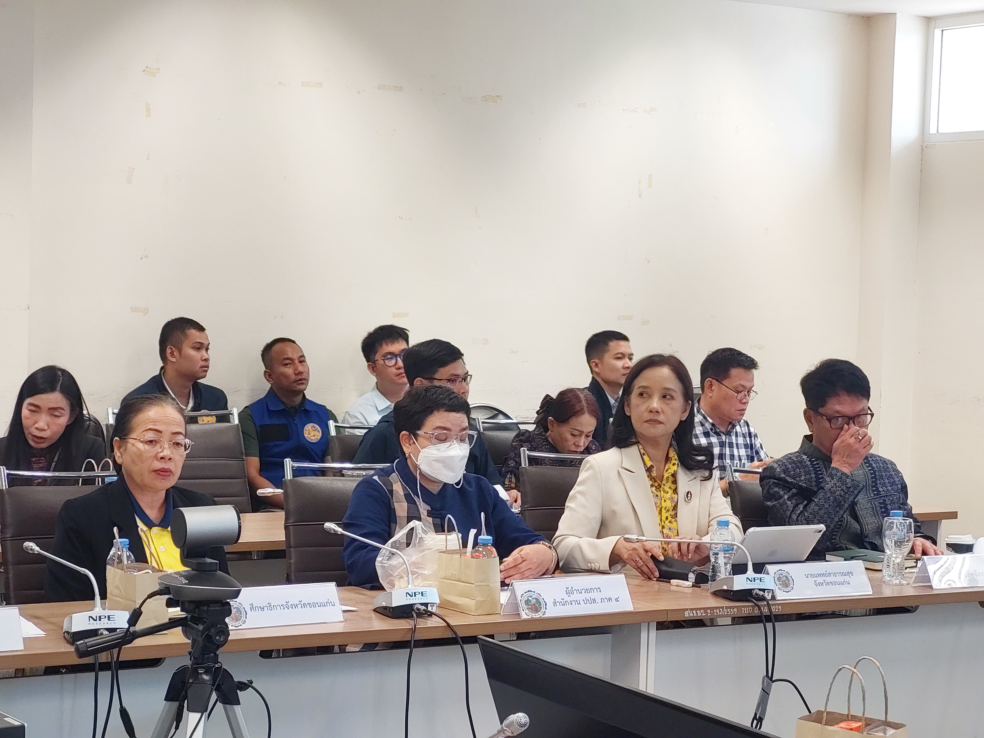 พช.ขอนแก่น : ร่วมประชุมศูนย์ปฏิบัติการติดตามเร่งรัดการบำบัดรักษา ฟื้นฟูสภาพทางสังคม ป้องกันและปราบปรามยาเสพติด (ศปก.ครส.) ครั้งที่ 4/2568