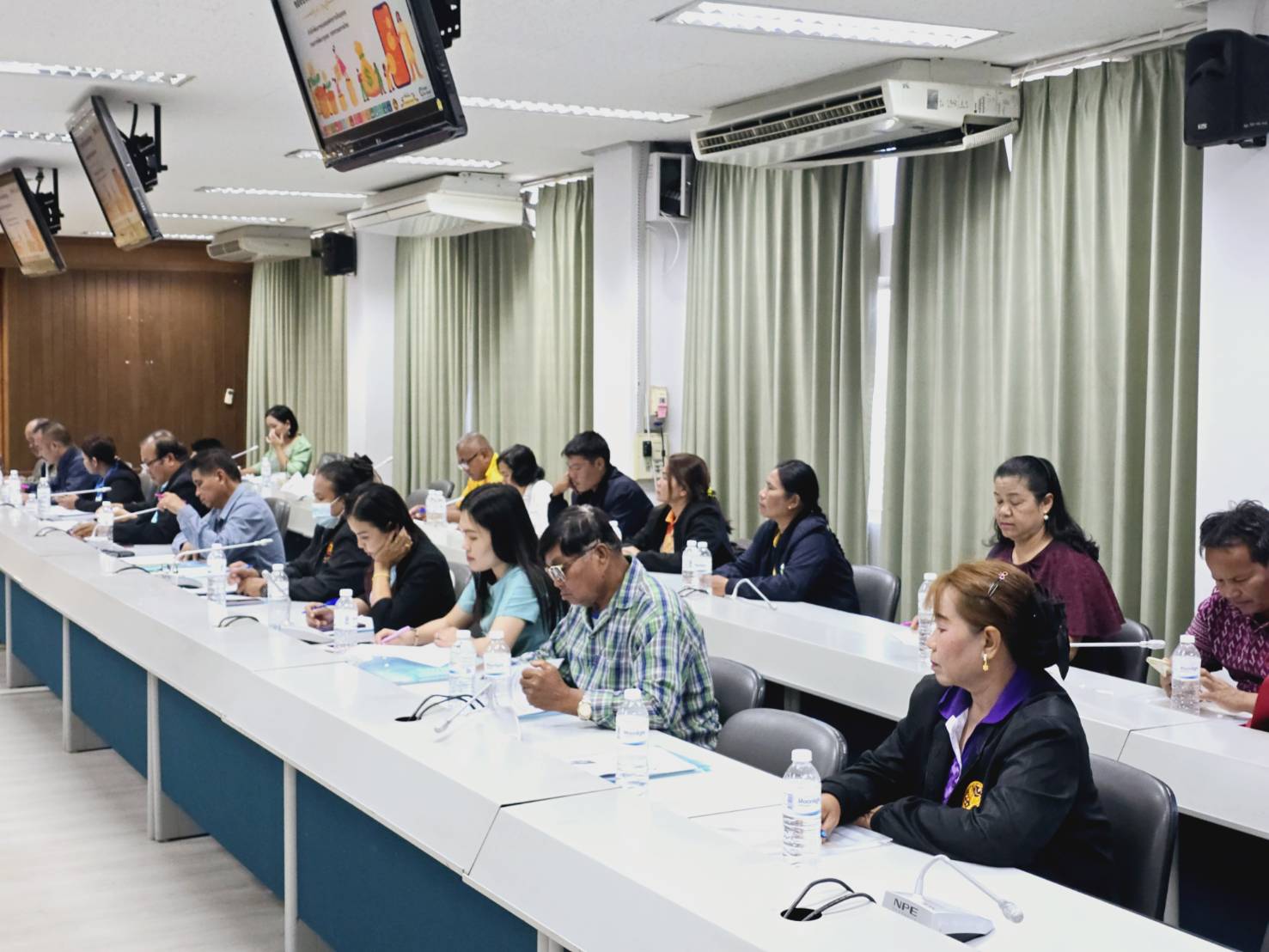 พช.ขอนแก่น : จัดประชุมโครงการพัฒนากลไกการขับเคลื่อนทุนชุมชนขับเคลื่อนเศรษฐกิจฐานราก กิจกรรมย่อย เพิ่มศักยภาพคณะกรรมการงานทุนชุมชนขับเคลื่อนเศรษฐกิจฐานราก และการเข้าถึงแหล่งทุนของประชาชนในชุมชน