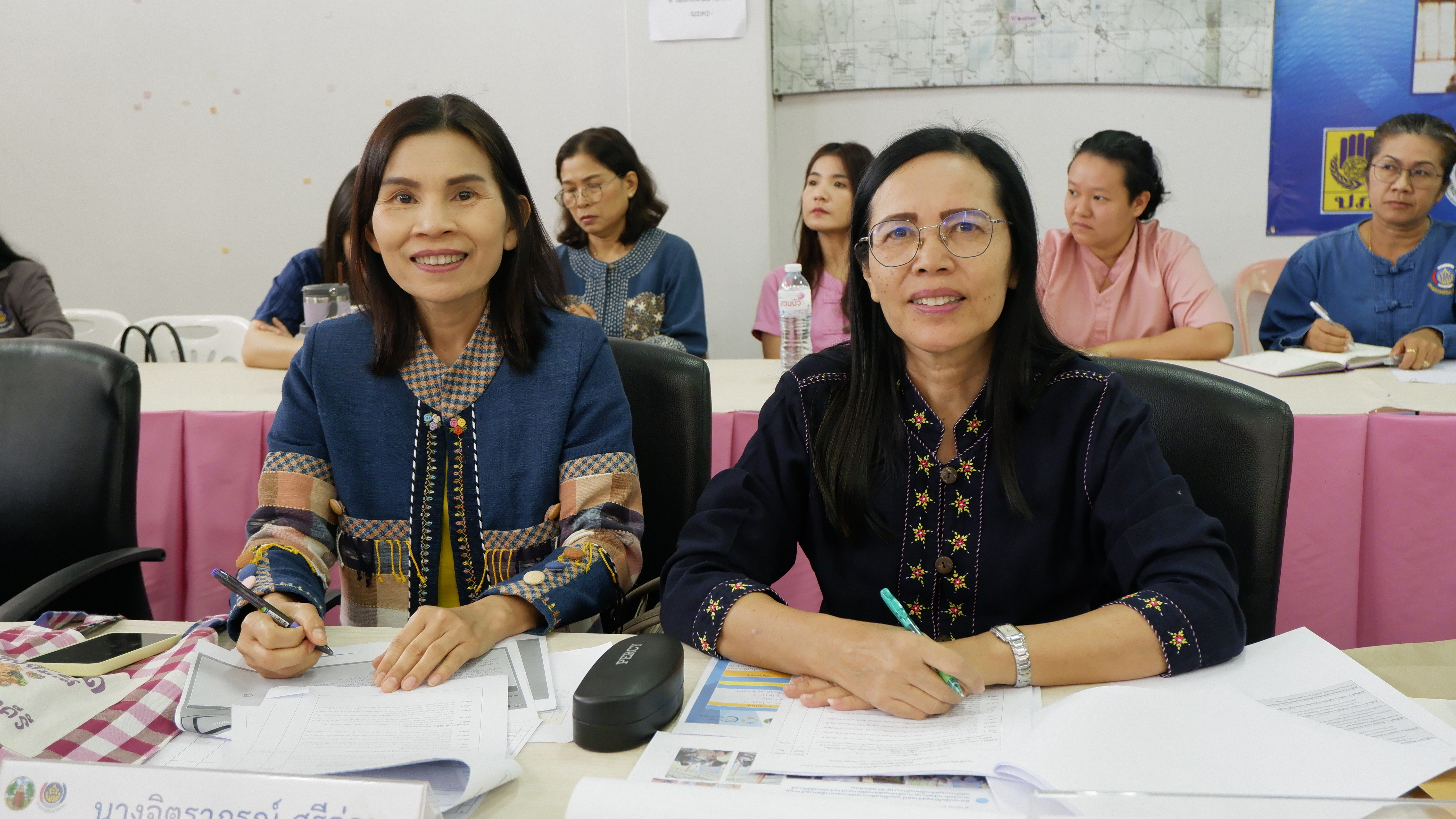 พช.ขอนแก่น : ลงพื้นที่ประชุมเจ้าหน้าที่พัฒนาชุมชนเพื่อติดตามและสนับสนุนการขับเคลื่อนการดำเนินงานตามประเด็นเน้นย้ำของอธิบดีกรมการพัฒนาชุมชน ประจำปี 2568 กลุ่มอำเภอที่ 3
