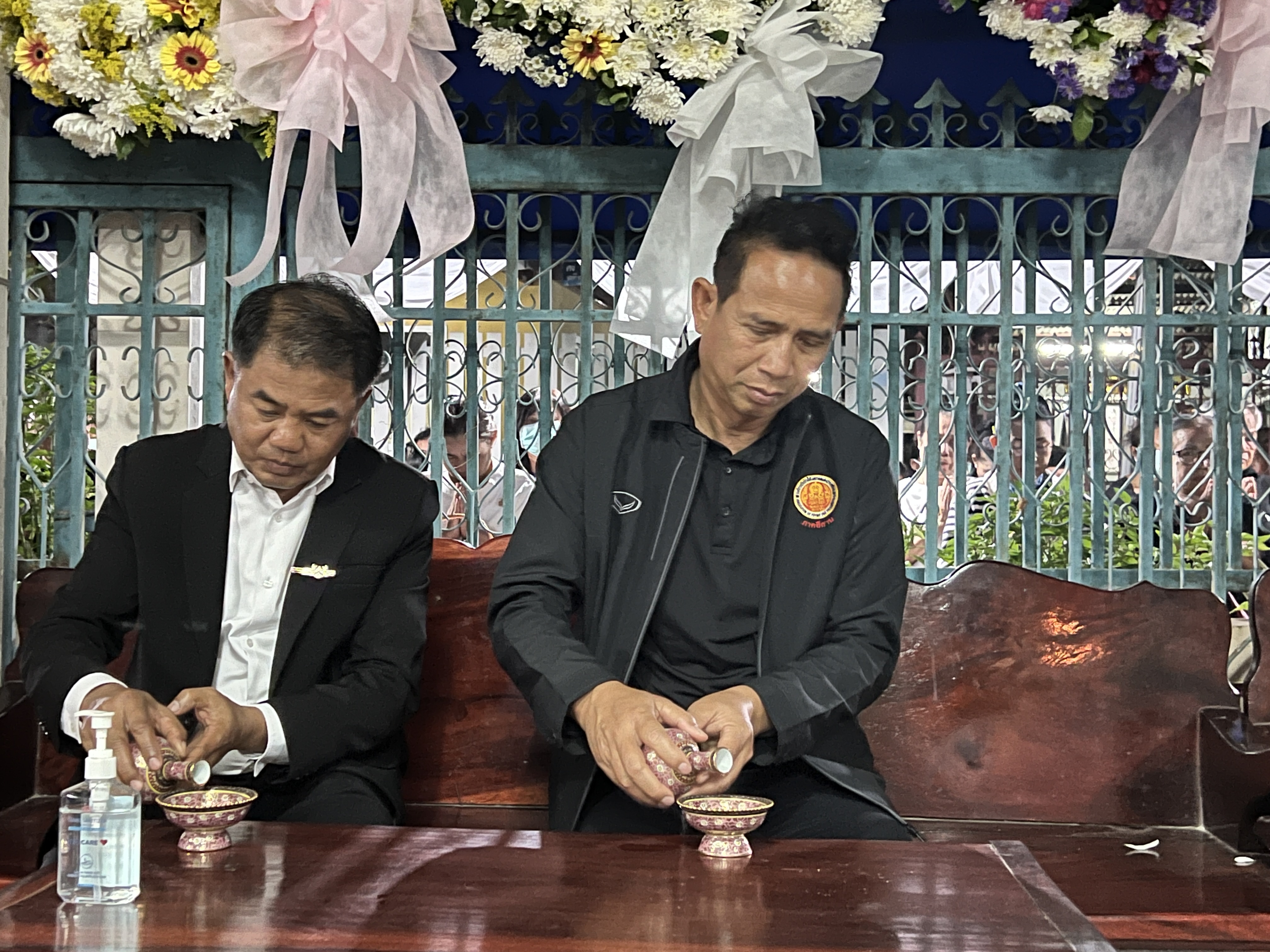 พช.ขอนแก่น : สำนักงานพัฒนาชุมชนจังหวัดขอนแก่น ร่วมเป็นเจ้าภาพฟังสวดพระอภิธรรม คุณพ่อสมบท มีด้วง บิดาของนางจิรภา เชื้อดวงผุยพัฒนาการจังหวัดขอนแก่น สพจ.ขอนแก่น