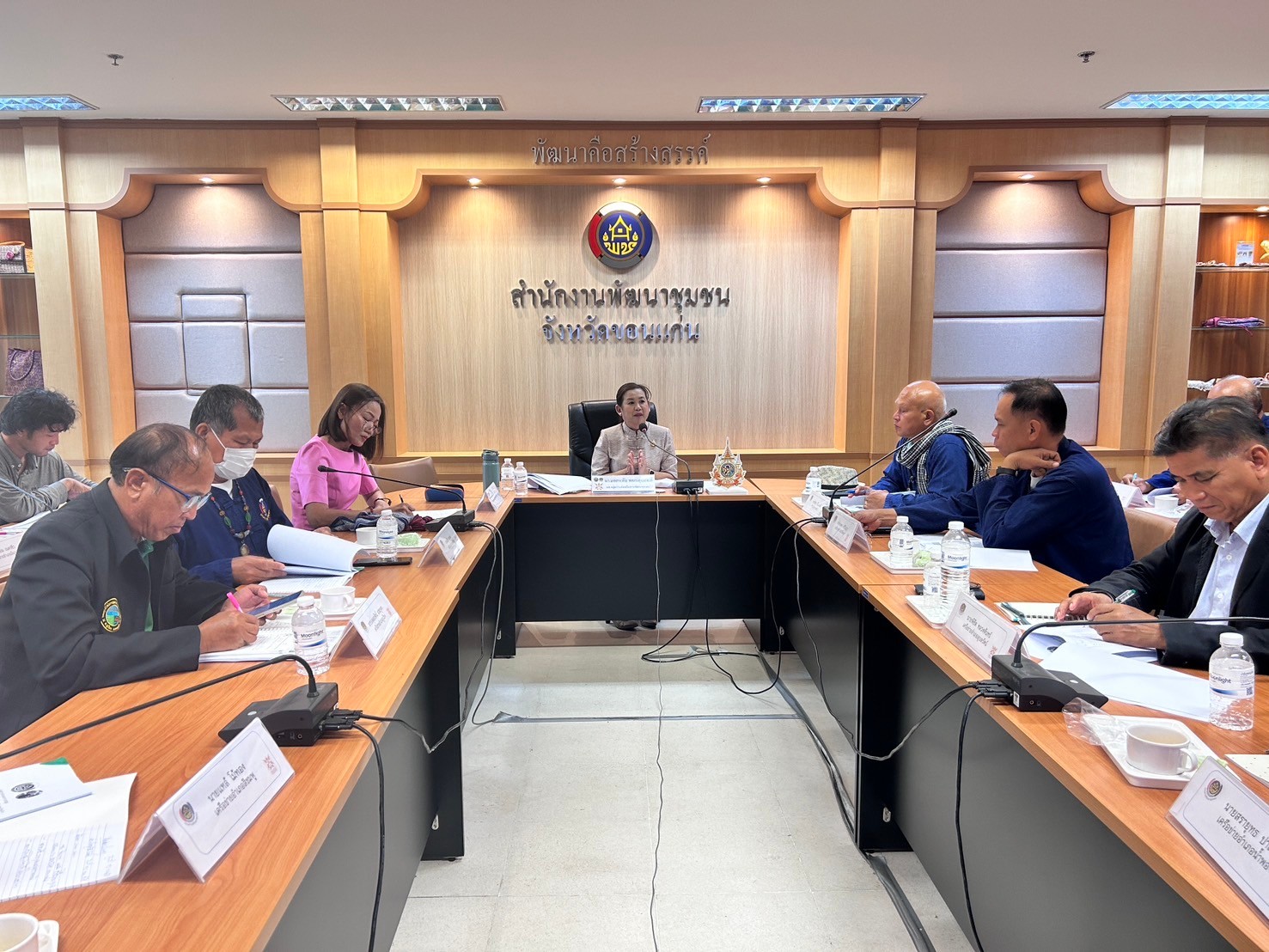 พช.ขอนแก่น : จัดประชุมเชิงปฏิบัติการสนับสนุนการขับเคลื่อนเครือข่ายศูนย์เรียนรู้การพัฒนาคุณภาพชีวิตตามหลักทฤษฎีใหม่ ประยุกต์สู่ “โคก หนอง นา” ระดับจังหวัด