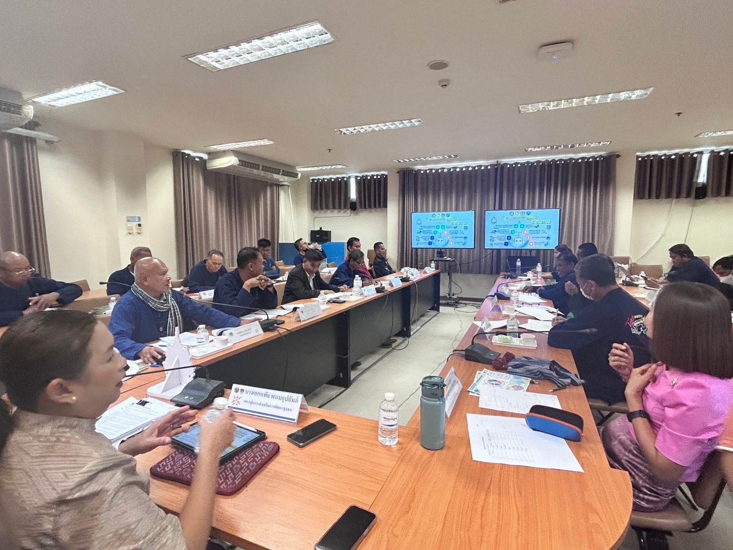 พช.ขอนแก่น : จัดประชุมเชิงปฏิบัติการสนับสนุนการขับเคลื่อนเครือข่ายศูนย์เรียนรู้การพัฒนาคุณภาพชีวิตตามหลักทฤษฎีใหม่ ประยุกต์สู่ “โคก หนอง นา” ระดับจังหวัด