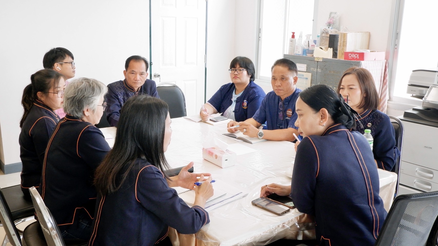 พช.ขอนแก่น : นำทีมลงพื้นที่สนับสนุนการขับเคลื่อนการดำเนินงานพัฒนาชุมชนและศูนย์เรียนรู้ฯ โคก หนอง นา อำเภอหนองเรือ