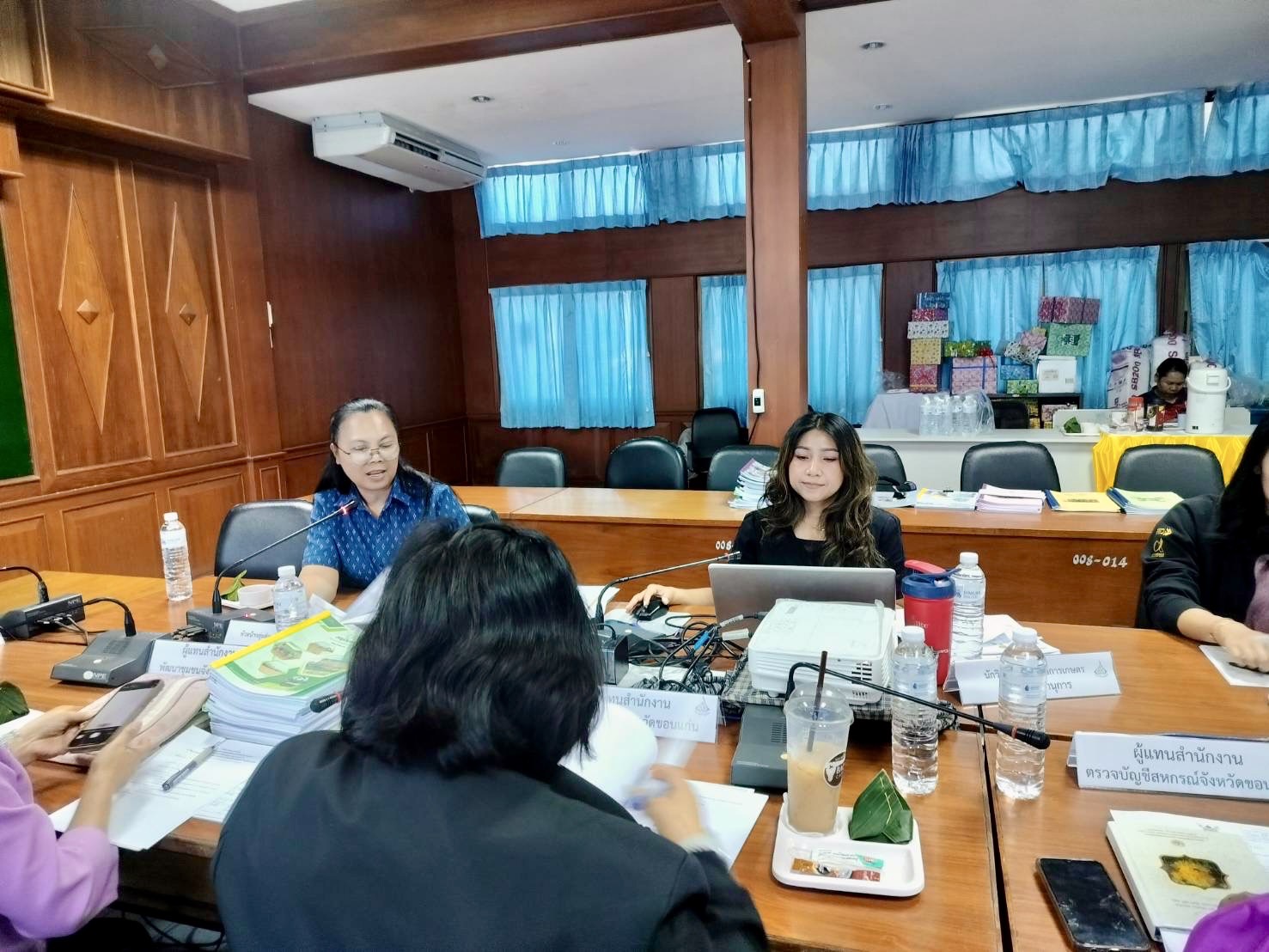 พช.ขอนแก่น : ร่วมประชุมเตรียมการประกวดวิสาหกิจชุมชนดีเด่น ระดับจังหวัด ปี 2568