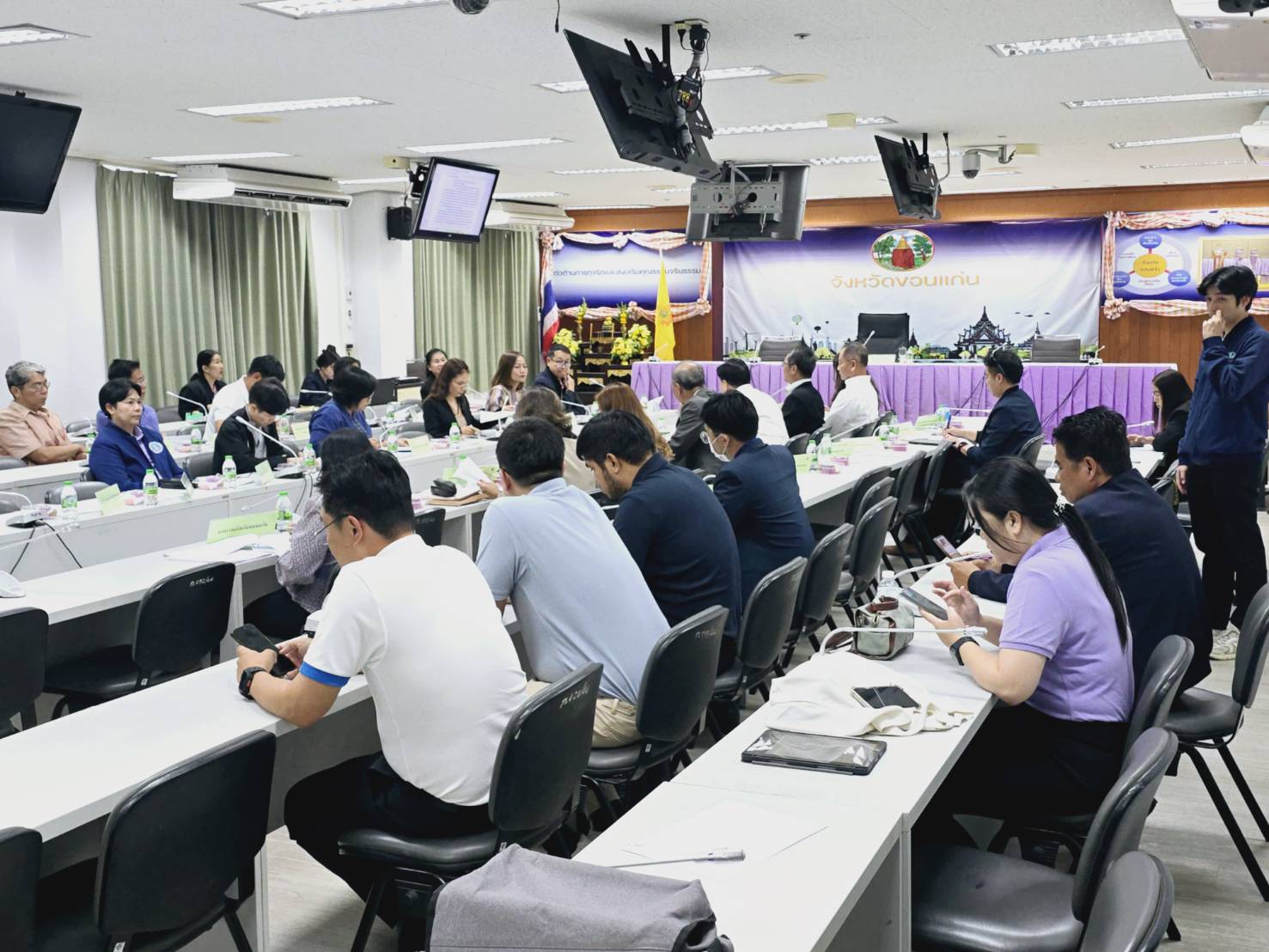 พช.ขอนแก่น : ร่วมประชุมคณะกรรมการร่วมภาครัฐและเอกชนเพื่อพัฒนาและแก้ไขปัญหาทางเศรษฐกิจ จังหวัดขอนแก่น (กรอ.จังหวัดขอนแก่น) ครั้งที่ 2/2568