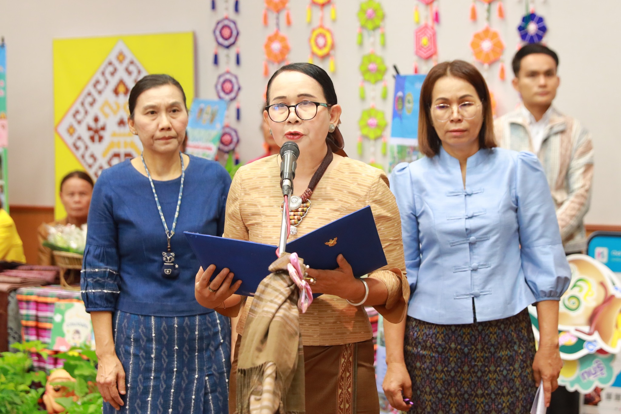 พช.ขอนแก่น : จัดมหกรรมการออม 51 ปี ทุนชุมชนขับเคลื่อนเศรษฐกิจฐานราก จังหวัดขอนแก่น ประจำปี 2568