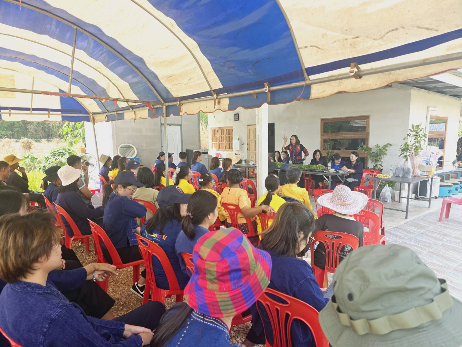 จังหวัดขอนแก่น : ประชุมคณะอนุกรรมการบริหารกองทุนพัฒนาบทบาทสตรีจังหวัด (อกส.จ.) จังหวัดขอนแก่น ครั้งที่ 4/2568