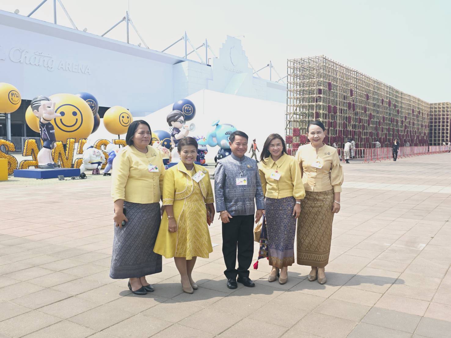พช.ขอนแก่น : ร่วมรับเสด็จสมเด็จพระเจ้าลูกเธอ เจ้าฟ้าสิริวัณณวรี นารีรัตนราชกัญญา ทอดพระเนตรการจัดนิทรรศการผ้าไทยครั้งยิ่งใหญ่แห่งปี “Colors of Buriram” เส้นทางสายไหม สายใยวัฒนธรรม คุณค่าภูมิปัญญาท้องถิ่น