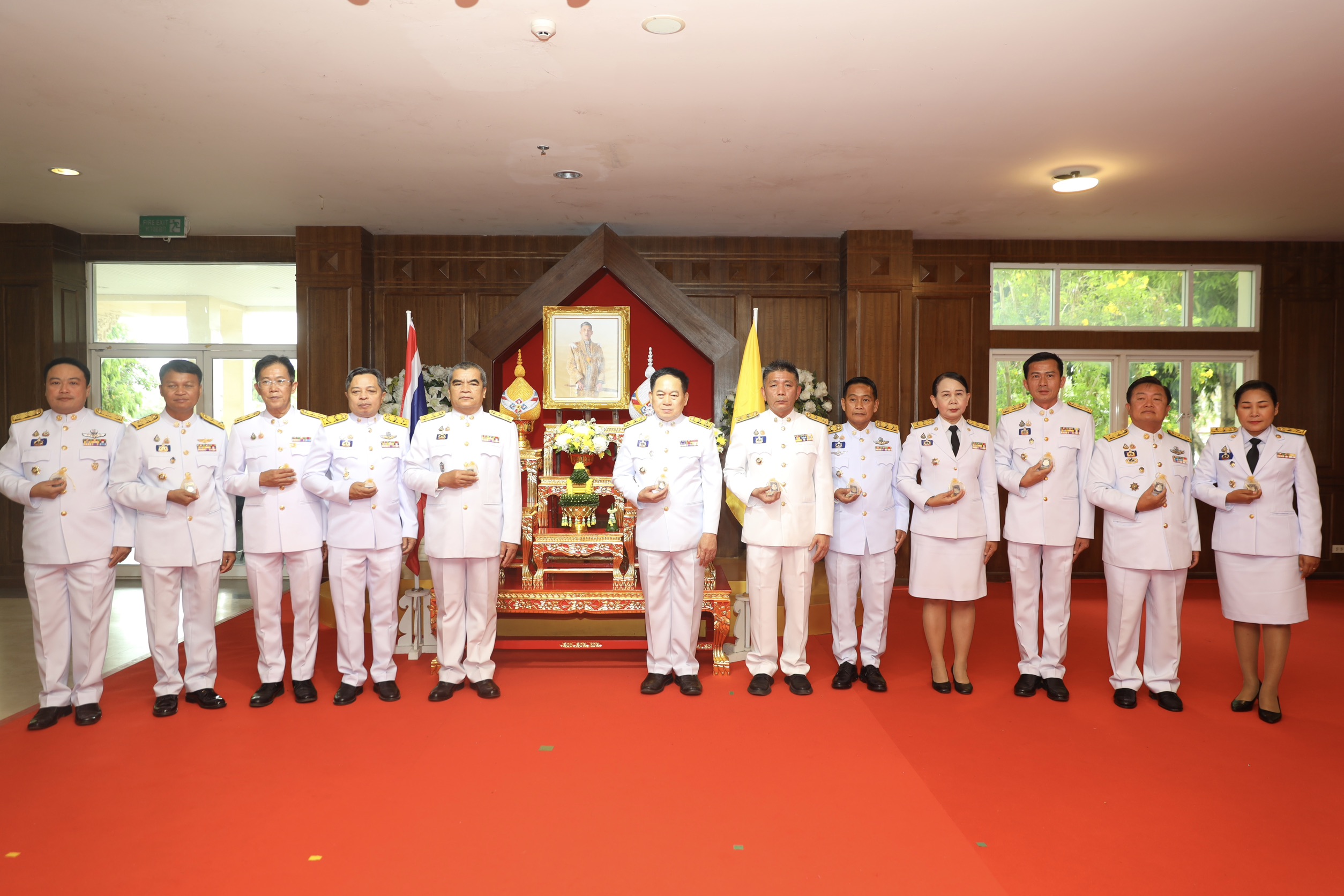 จังหวัดขอนแก่น : จัดพิธีมอบเหรียญที่ระลึกพระราชทานแก่ผู้บริหารกระทรวงมหาดไทยและข้าราชการ