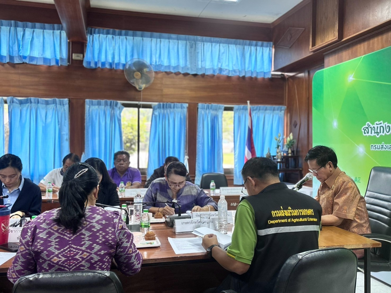 พช.ขอนแก่น : เข้าร่วมประชุมคณะกรรมการส่งเสริมวิสาหกิจชุมชนจังหวัดขอนแก่น