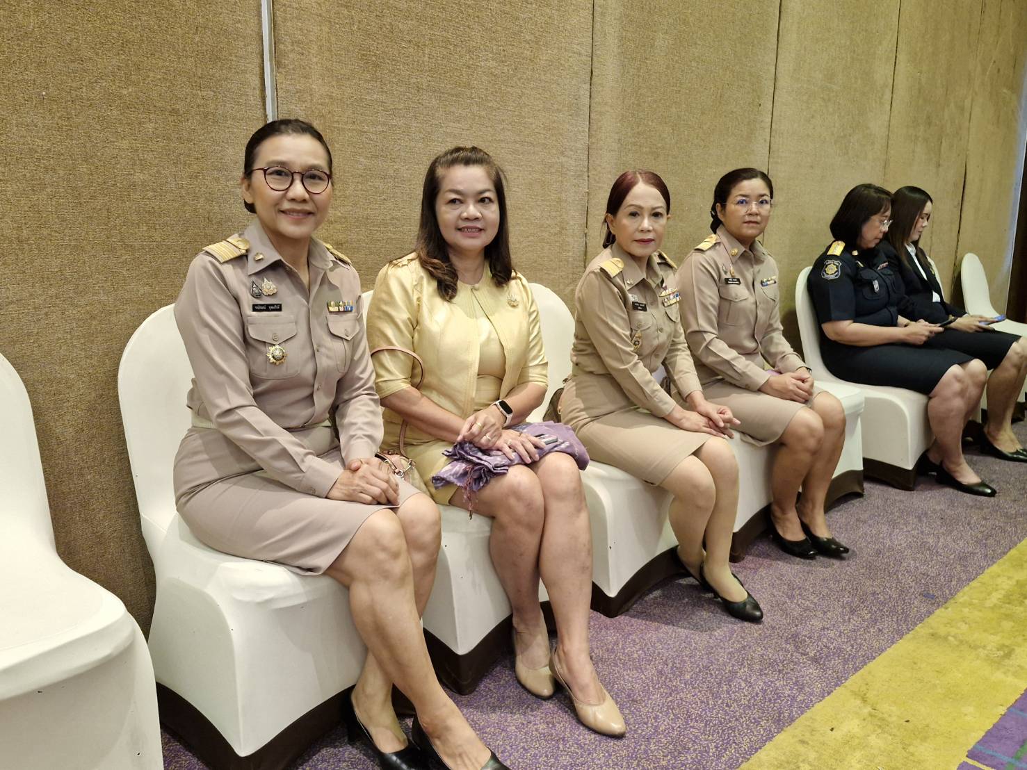 พช.ขอนแก่น : ร่วมโครงการอบรมหลักสูตรวิทยากรกระบวนการกองทุนแม่ของแผ่นดิน (ครู ข) ระหว่างวันจันทร์ที่ 3 – วันพุธที่ 5 มีนาคม 2568 ณ โรงแรมเจริญธานี อำเภอเมืองขอนแก่น จังหวัดขอนแก่น (วันที่1)