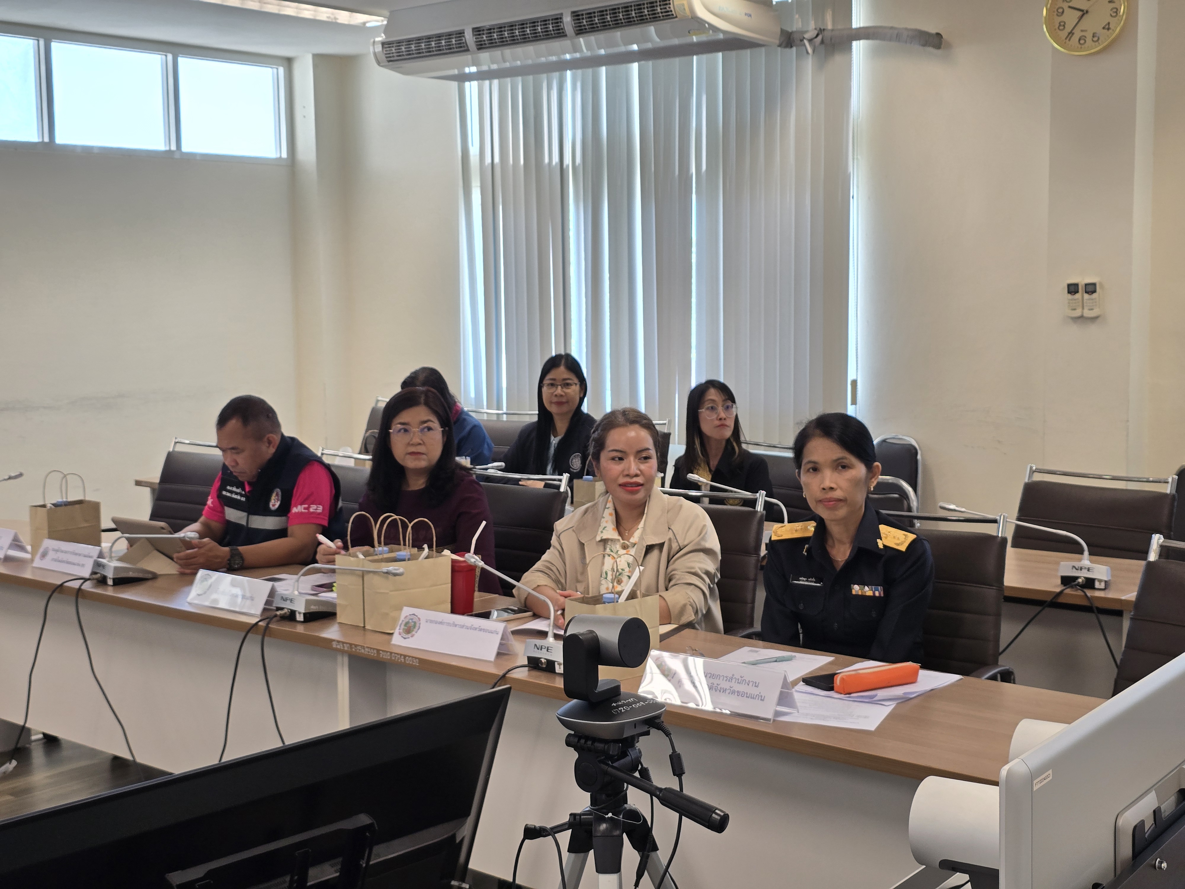 พช.ขอนแก่น : ร่วมประชุมศูนย์ปฏิบัติการติดตามเร่งรัดการบำบัดรักษา ฟื้นฟูสภาพทางสังคม ป้องกัน และปราบปรามยาเสพติด ครั้งที่ 5/2568 ผ่านระบบการประชุมทางไกล ( Cisco WebEx )