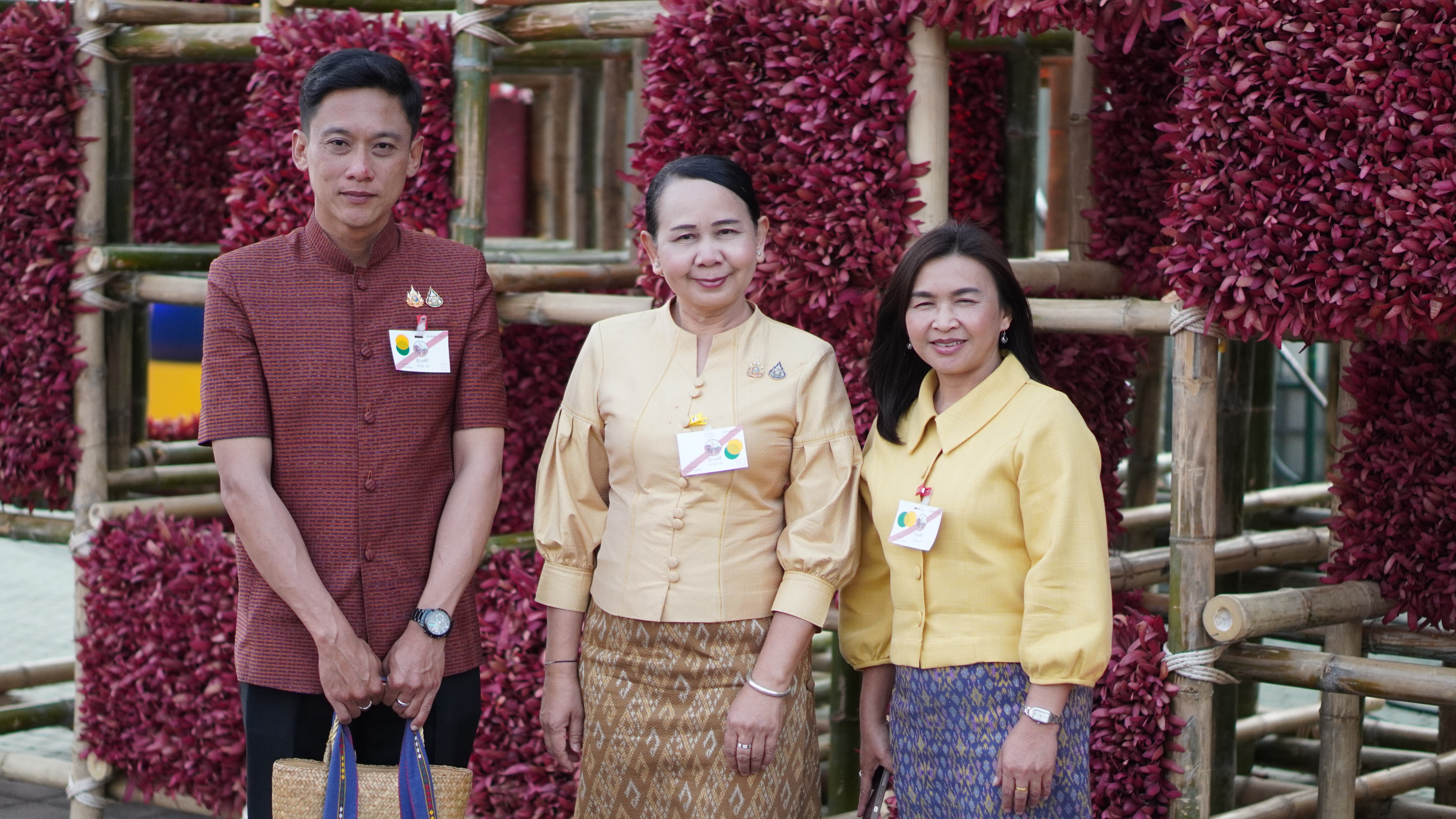 พช.ขอนแก่น : ร่วมรับเสด็จสมเด็จพระเจ้าลูกเธอ เจ้าฟ้าสิริวัณณวรี นารีรัตนราชกัญญา ทอดพระเนตรการจัดนิทรรศการผ้าไทยครั้งยิ่งใหญ่แห่งปี “Colors of Buriram” เส้นทางสายไหม สายใยวัฒนธรรม คุณค่าภูมิปัญญาท้องถิ่น