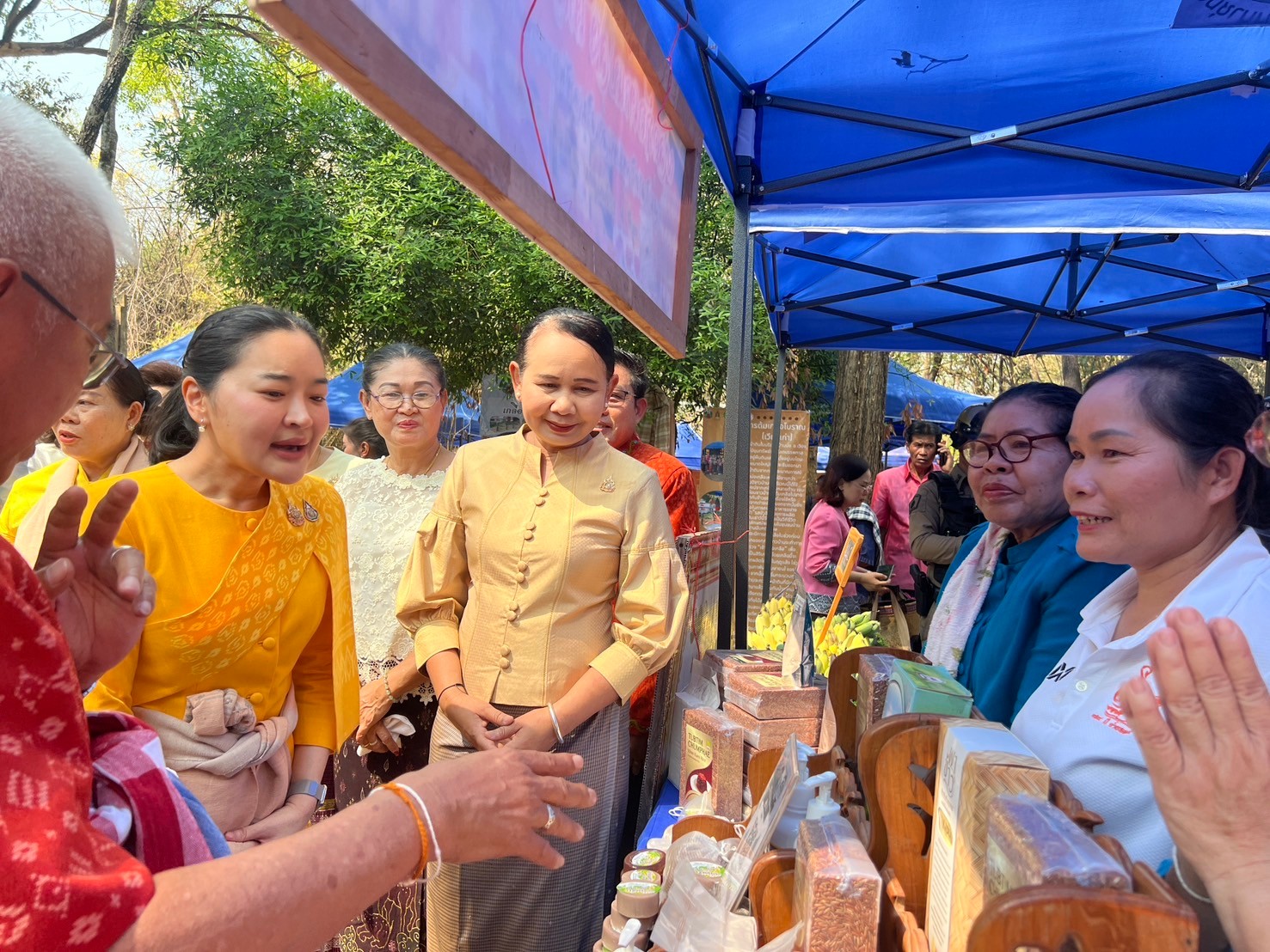 จังหวัดขอนแก่น : รัฐมนตรีว่าการกระทรวงวัฒนธรรม เป็นประธานเปิดในพิธีสมโภชพระชัยชุมแพบรมนาถบพิตร และเปิดองค์ใบเสมาที่ค้นพบใหม่