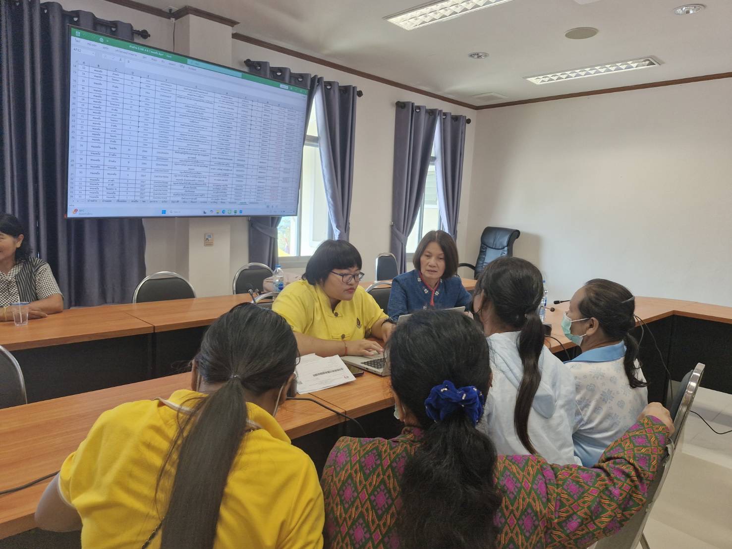 พช.ขอนแก่น : ลงพื้นที่ติดตามและสนับสนุนการดำเนินงาน การบริหารจัดการหนี้ค้างเกินกำหนดชำระ กองทุนพัฒนาบทบาทสตรี