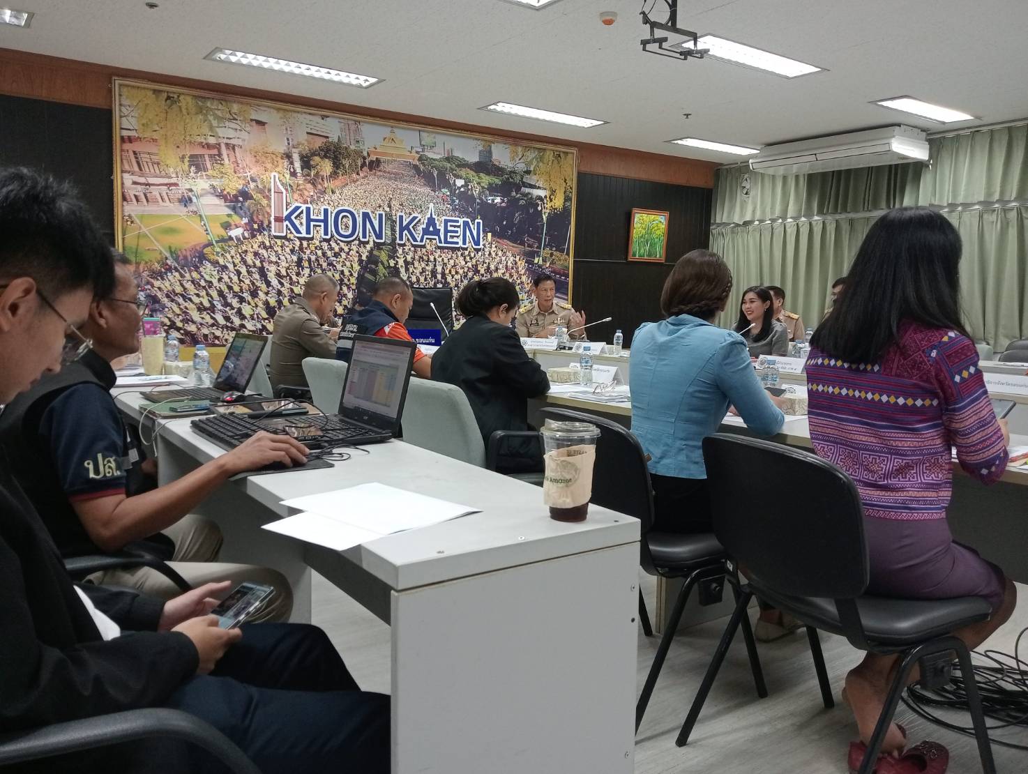 พช.ขอนแก่น : ร่วมประชุมศูนย์ปฏิบัติการติดตามเร่งรัดการบำบัดรักษา ฟื้นฟูสภาพทางสังคม ป้องกันและปราบปรามยาเสพติด (ศปก.ครส.) ครั้งที่ 6/2568