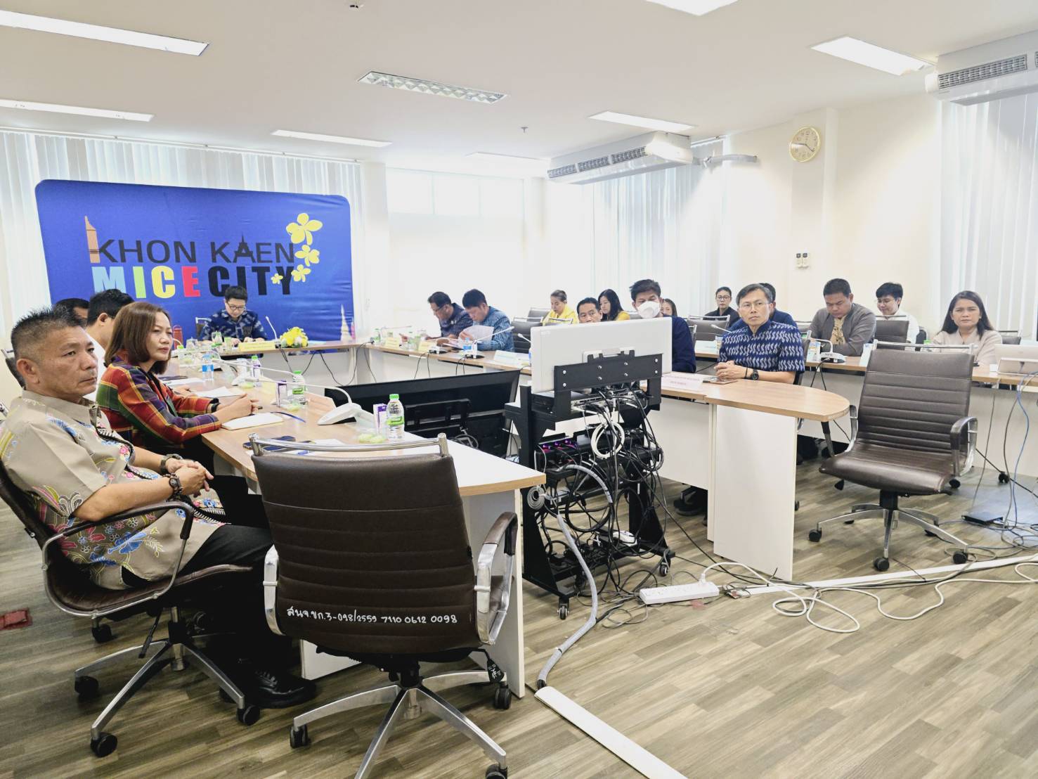 พช.ขอนแก่น : ร่วมประชุมสรุปผลการขับเคลื่อนการบริหารงานเชิงพื้นที่แบบบูรณาการ ประจำปีงบประมาณ พ.ศ.2568 และแนวทางการเพิ่มประสิทธิภาพในการบริหารงาน ผ่านระบบวีดิทัศน์ทางไกล (VCS)