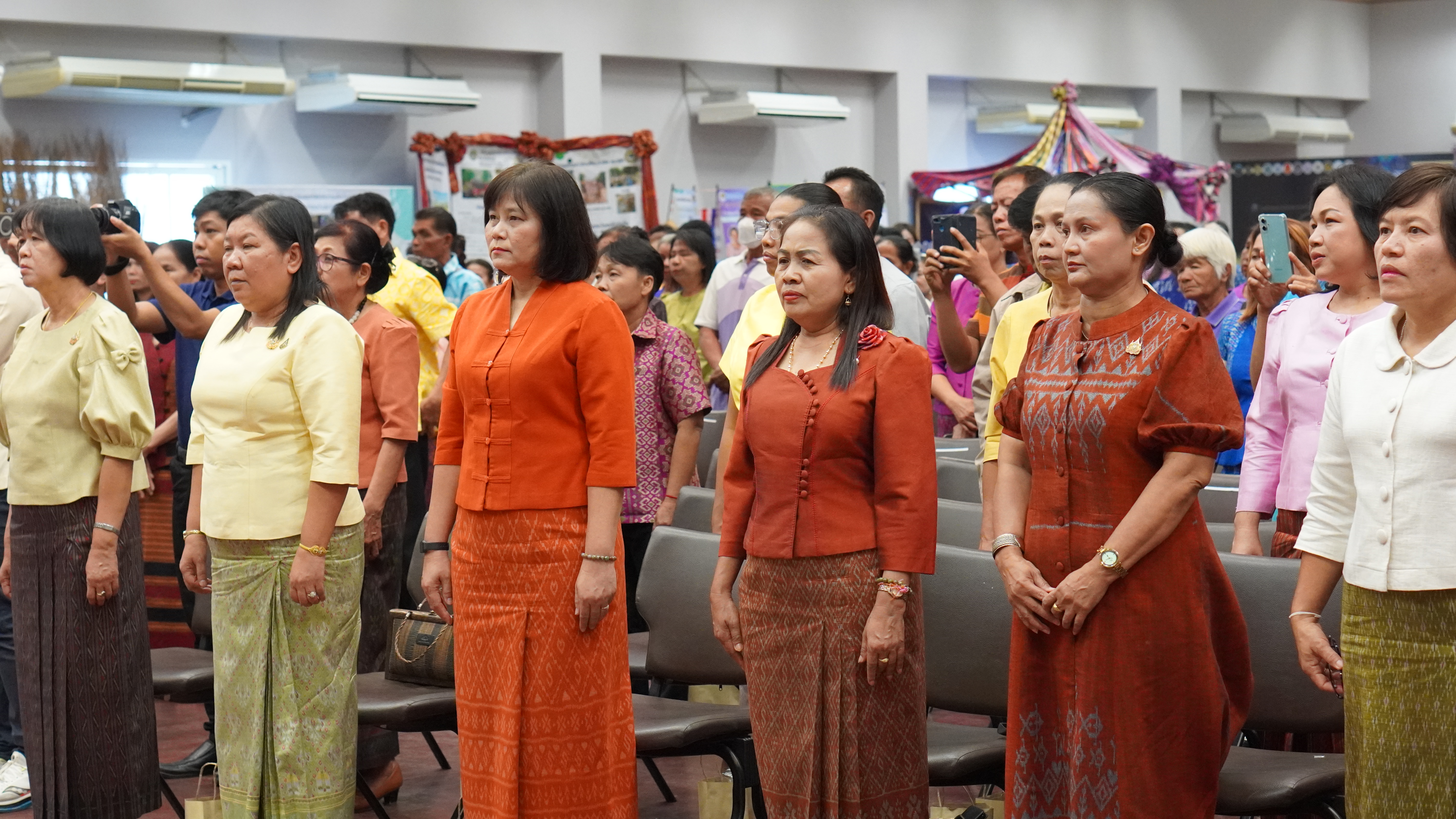 พช.ขอนแก่น : จัดมหกรรมการออม 51 ปี ทุนชุมชนขับเคลื่อนเศรษฐกิจฐานราก จังหวัดขอนแก่น ประจำปี 2568