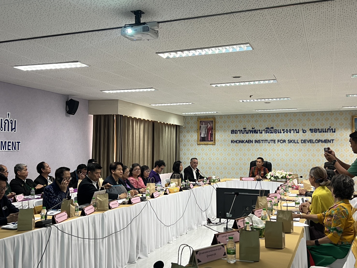 พช.ขอนแก่น : ร่วมประชุมคณะอนุกรรมการพัฒนาแรงงานและประสานการฝึกอาชีพจังหวัดขอนแก่น