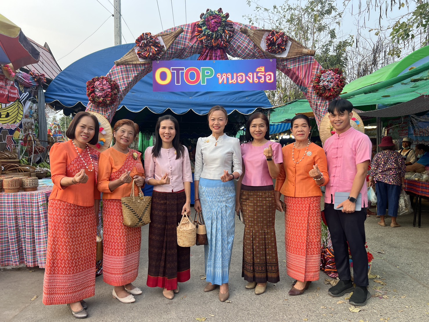 พช.ขอนแก่น ร่วมงาน “ฮีตฮอยอีสาน งานของดีหนองเรือ” ประจำปี 2568