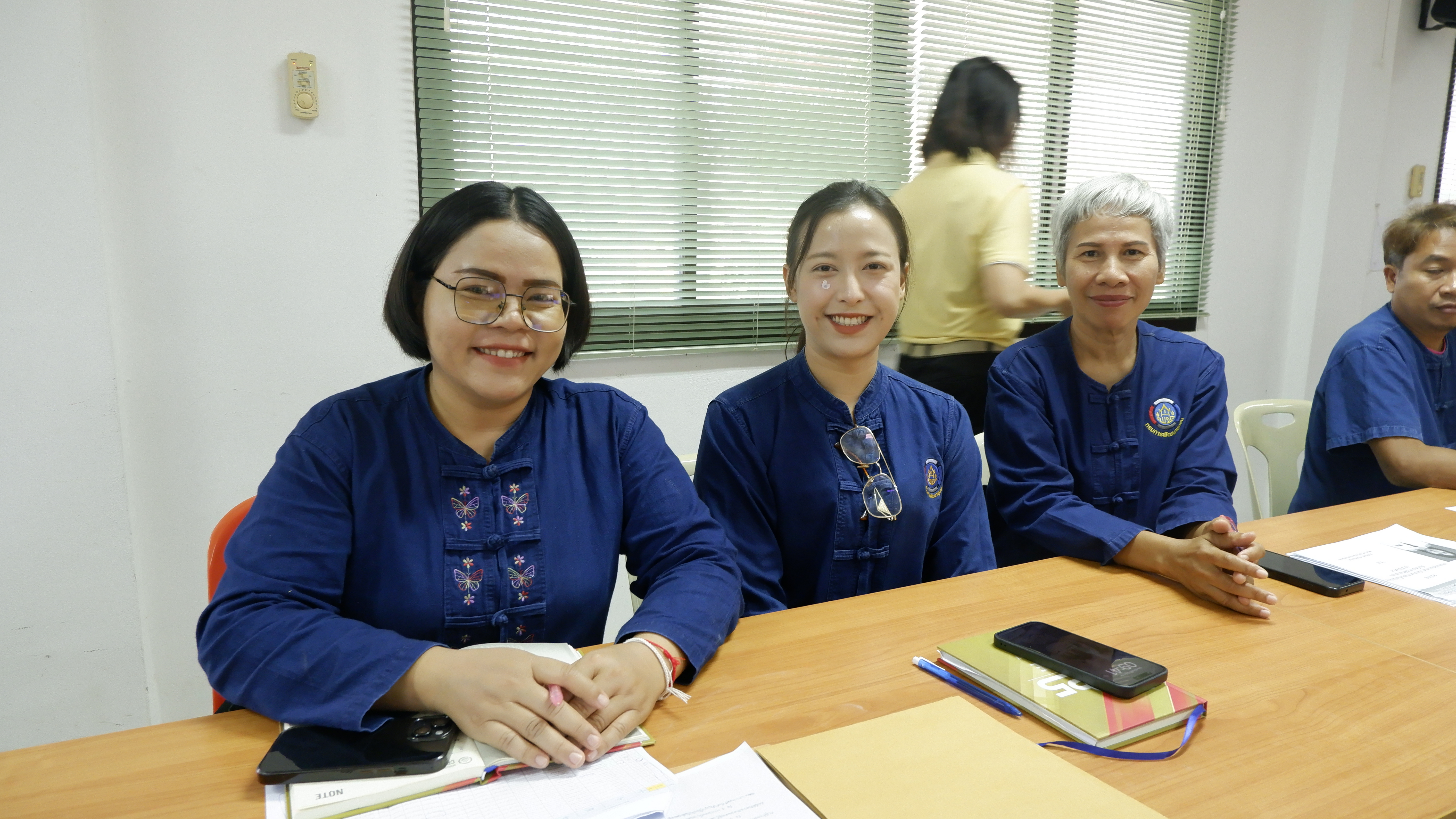 พช.ขอนแก่น : ลงพื้นที่ประชุมเจ้าหน้าที่พัฒนาชุมชนเพื่อติดตามและสนับสนุนการขับเคลื่อนการดำเนินงานตามประเด็นเน้นย้ำของอธิบดีกรมการพัฒนาชุมชน ประจำปี 2568 กลุ่มอำเภอที่ 4