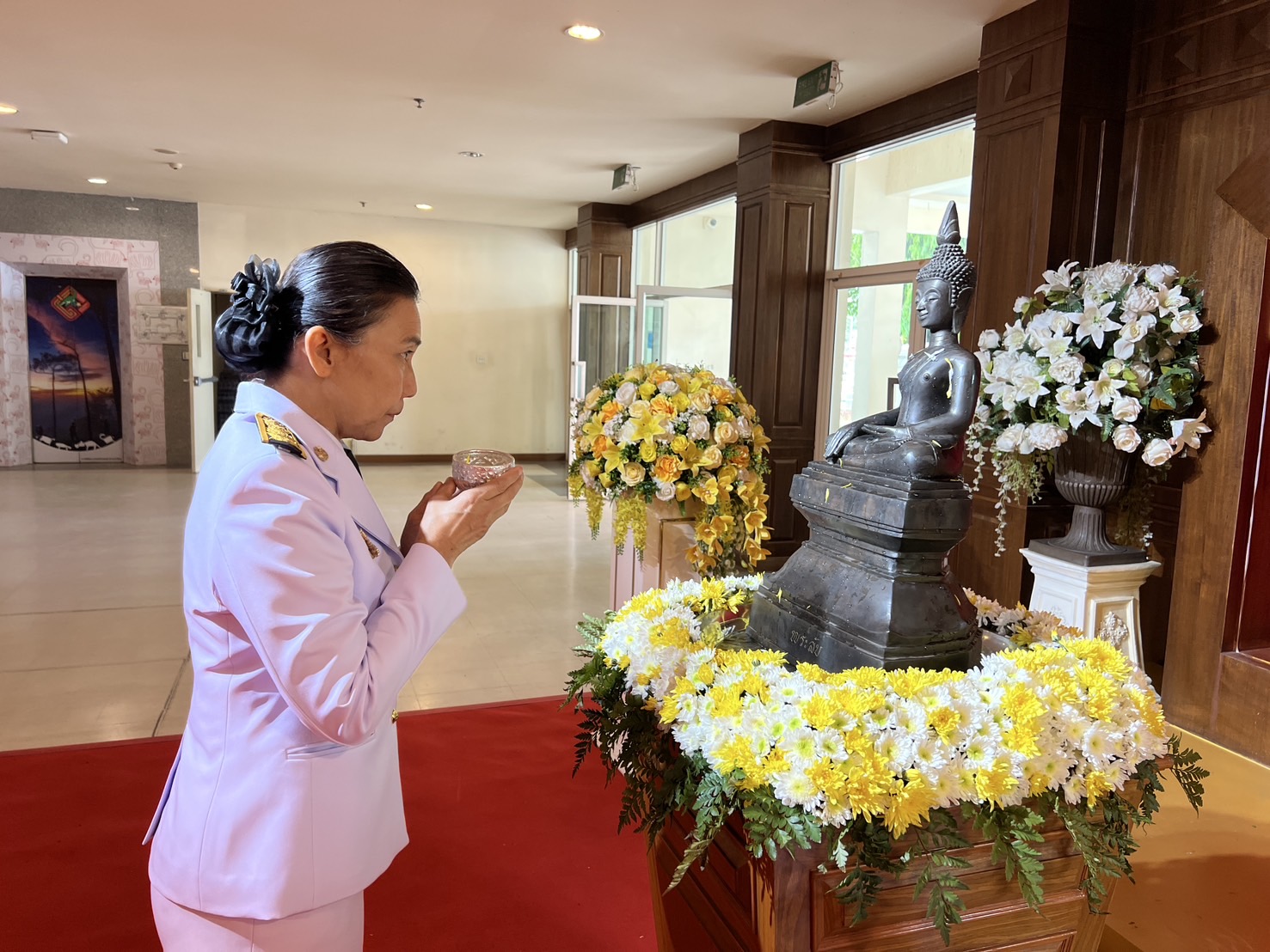 จังหวัดขอนแก่น : อัญเชิญหลวงพ่อพระลับ และน้ำสรงพระราชทาน เนื่องในประเพณีสงกรานต์ ประจำปี 2568