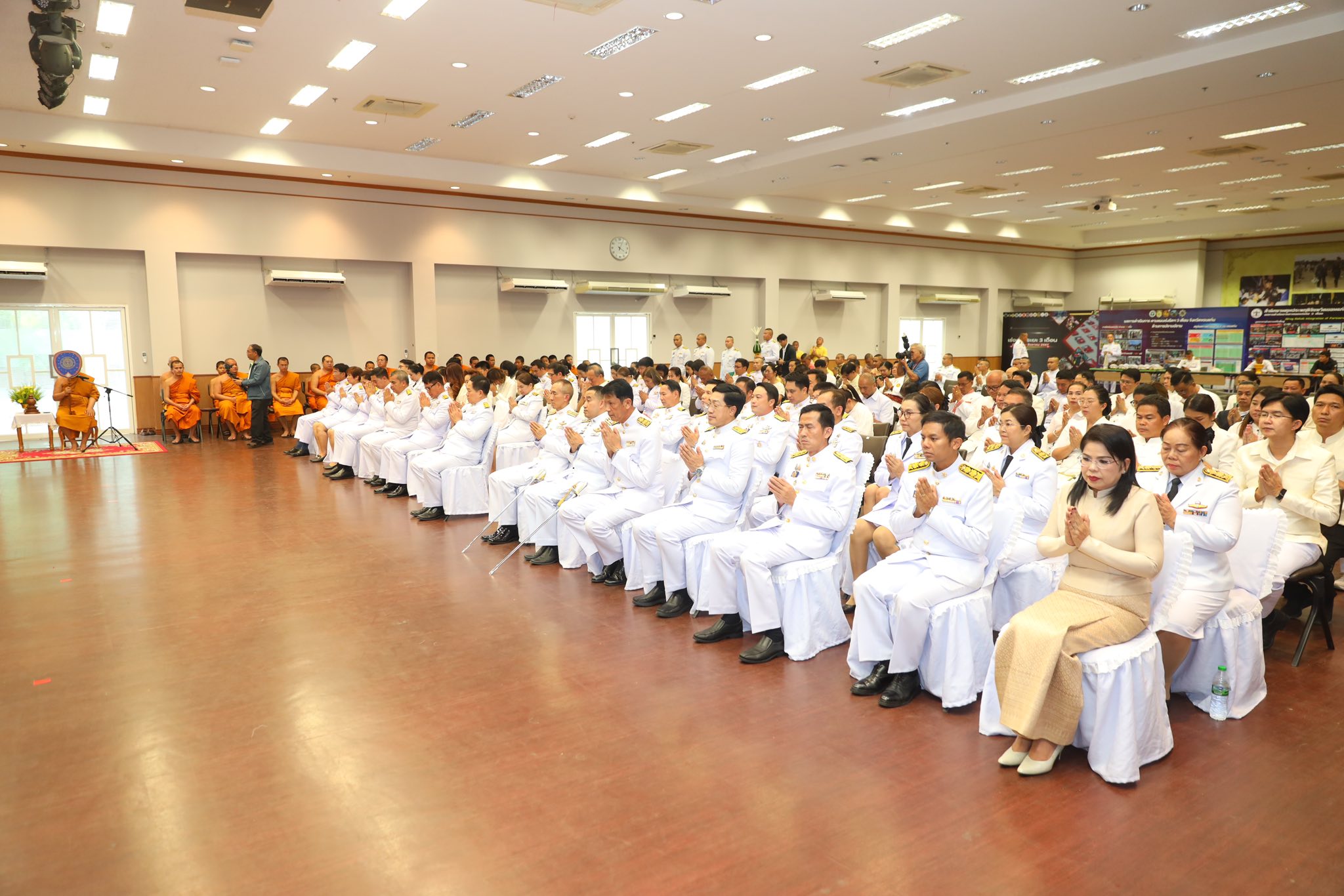 จังหวัดขอนแก่น : อัญเชิญหลวงพ่อพระลับ และน้ำสรงพระราชทาน เนื่องในประเพณีสงกรานต์ ประจำปี 2568