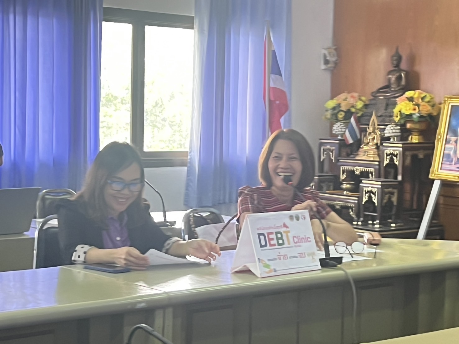 พช.ขอนแก่น : ลงพื้นที่ติดตามและสนับสนุนการดำเนินงาน การบริหารจัดการหนี้ค้างเกินกำหนดชำระ กองทุนพัฒนาบทบาทสตรี (คลินิกแก้หนี้สตรี คุณพร้อมจ่าย เราพร้อมจบ DEBT Clinic By CDK) ณ อำเภอบ้านฝาง และอำเภอหนองเรือ