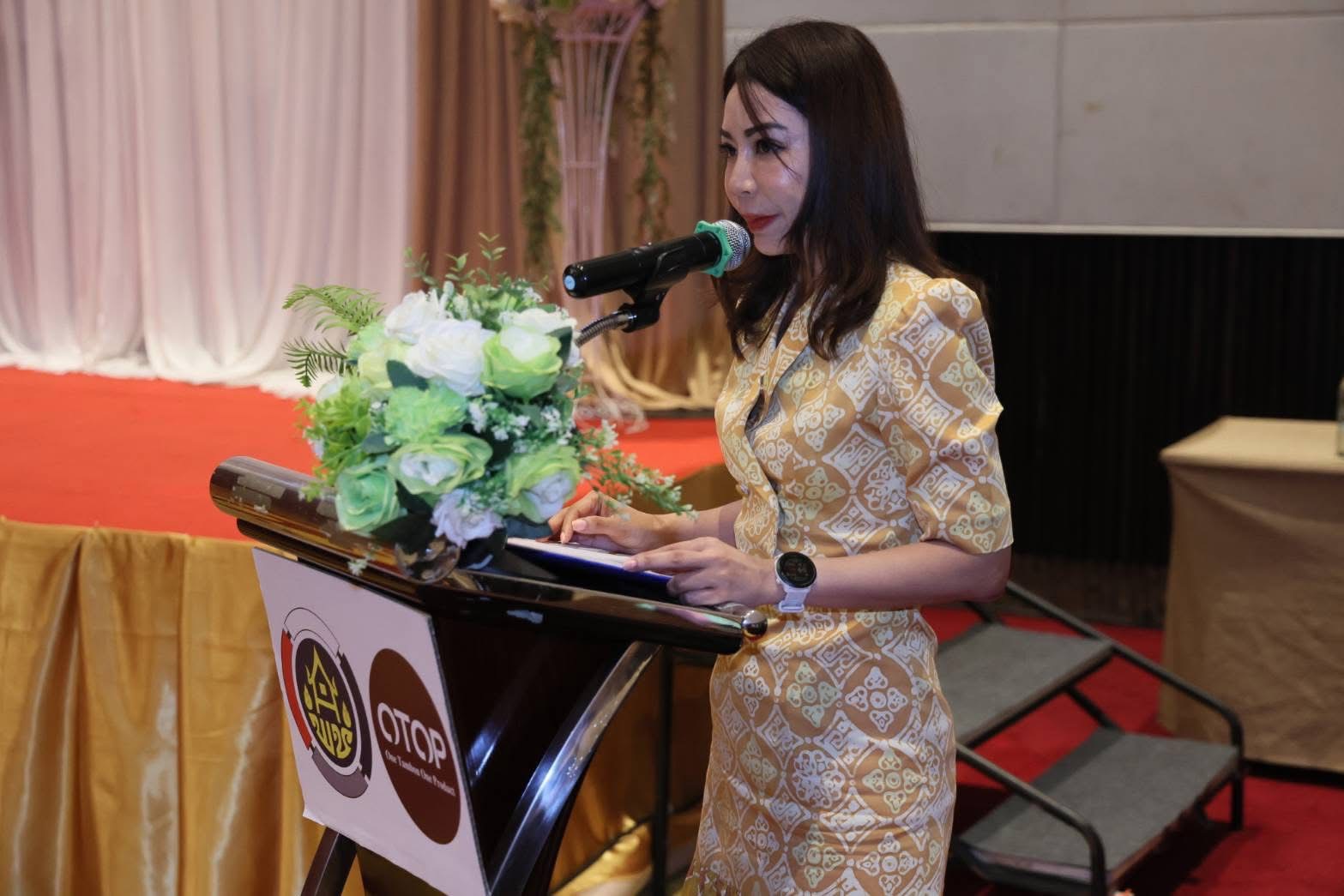 พช.ขอนแก่น : เข้าร่วมโครงการเพิ่มประสิทธิภาพ OTOP Big Data เพื่อการพัฒนางาน OTOP กิจกรรมที่ 1 ประชุมเชิงปฏิบัติการเพิ่มประสิทธิภาพ OTOP Big Data เพื่อการพัฒนางาน OTOP