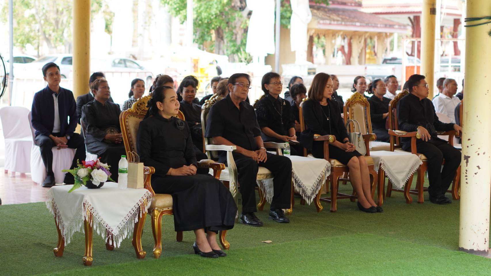 พช.ขอนแก่น : ร่วมงานฌาปนกิจศพ คุณแม่สมจิตร สุนทรพิทักษ์ ของนางสาวกนกอร สุนทรพิทักษ์ นักวิชาการพัฒนาชุมชนอำเภอบ้านฝาง
