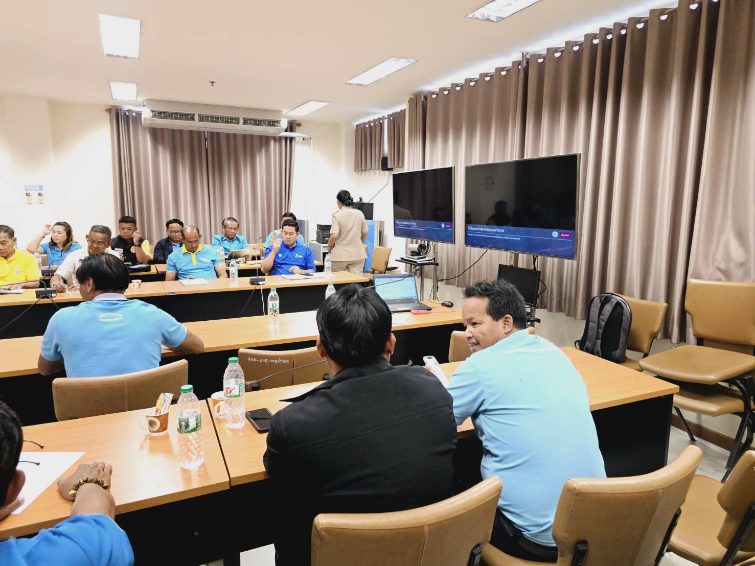 พช.ขอนแก่น : จัดประชุมเครือข่ายกองทุนแม่ของแผ่นดิน เพื่อขับเคลื่อนการดำเนินงานกองทุนแม่ของแผ่นดิน ตามแผนปฏิบัติการฯ ระยะย 3 ปี (พ.ศ.2568-2570)