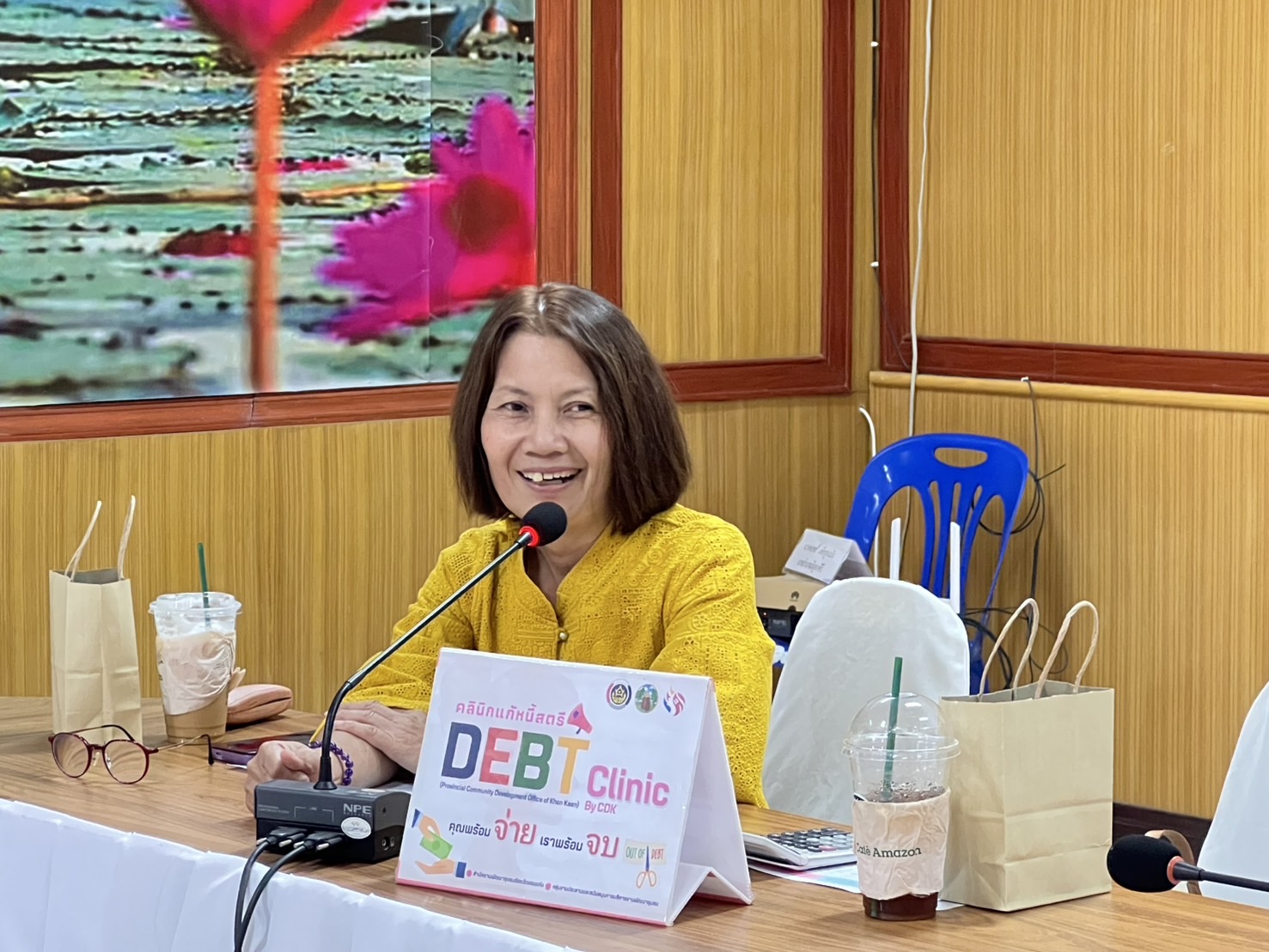 พช.ขอนแก่น : ลงพื้นที่ติดตามและสนับสนุนการดำเนินงาน การบริหารจัดการหนี้ค้างเกินกำหนดชำระ กองทุนพัฒนาบทบาทสตรี (คลินิกแก้หนี้สตรี คุณพร้อมจ่าย เราพร้อมจบ DEBT Clinic By CDK)