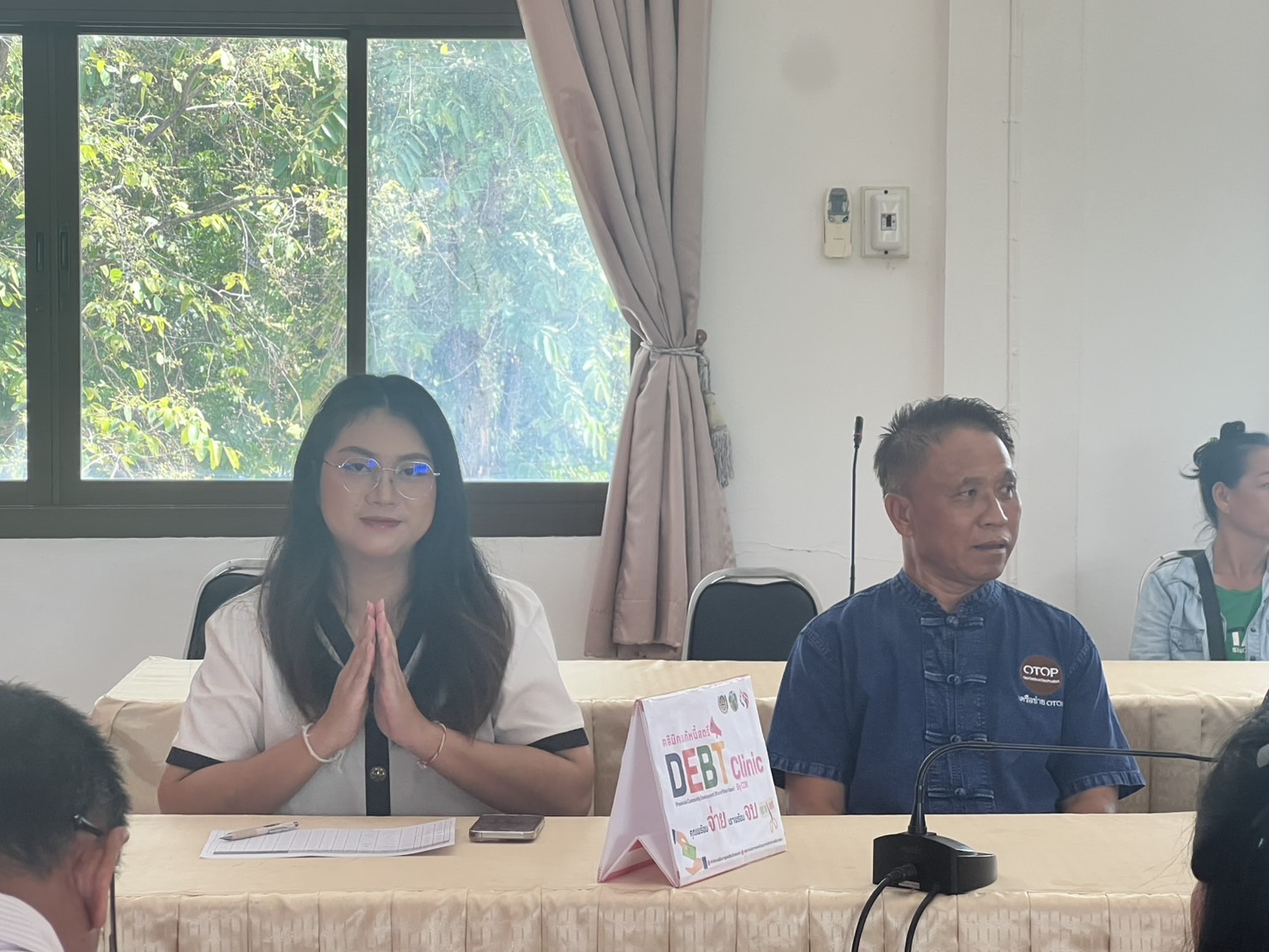 พช.ขอนแก่น : ลงพื้นที่ติดตามและสนับสนุนการดำเนินงาน การบริหารจัดการหนี้ค้างเกินกำหนดชำระ กองทุนพัฒนาบทบาทสตรี (คลินิกแก้หนี้สตรี คุณพร้อมจ่าย เราพร้อมจบ DEBT Clinic By CDK) อำเภอสีชมพูและอำเภอภูผาม่าน 