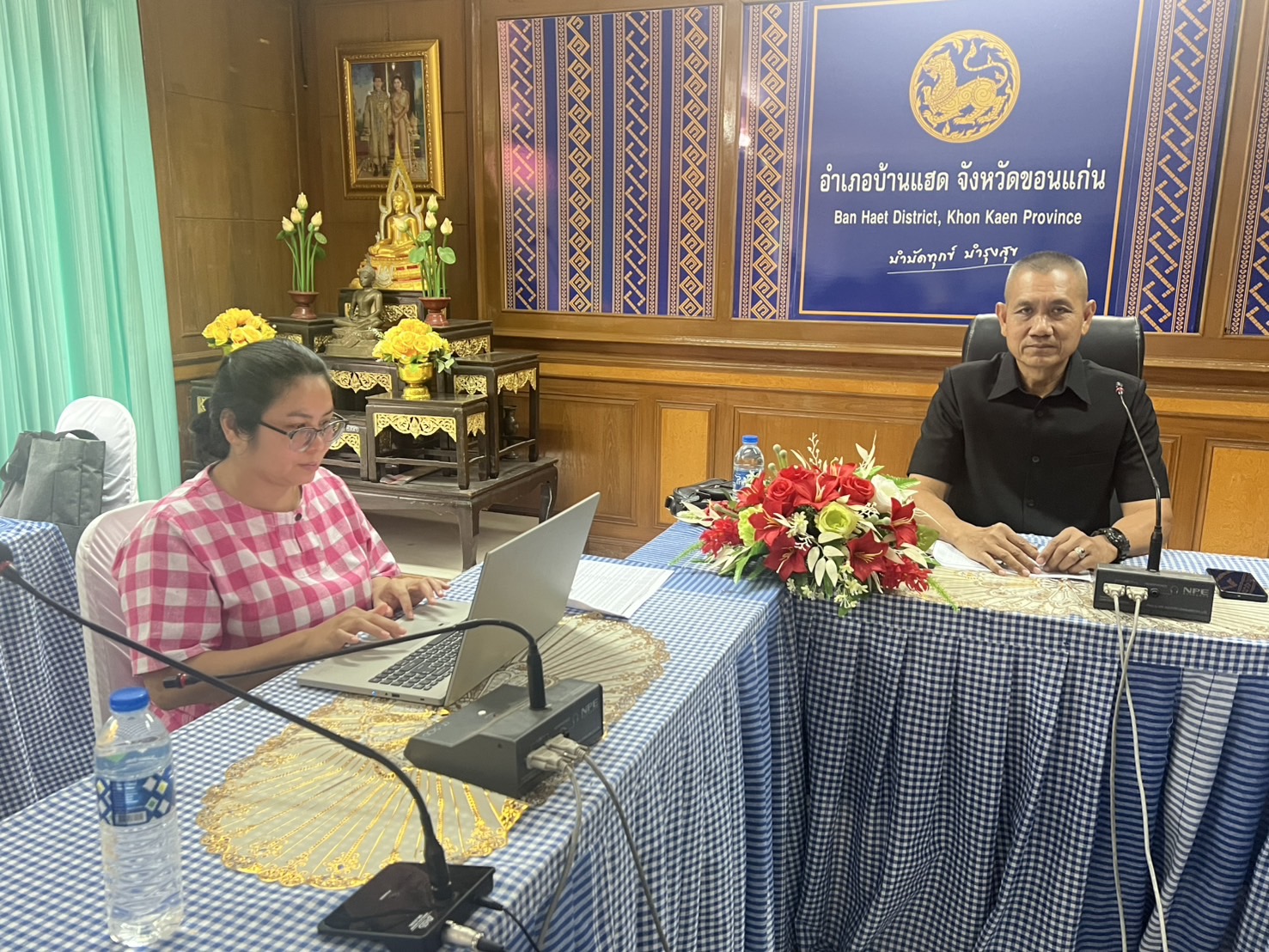 พช.ขอนแก่น : ลงพื้นที่ติดตามและสนับสนุนการดำเนินงาน การบริหารจัดการหนี้ค้างเกินกำหนดชำระ กองทุนพัฒนาบทบาทสตรี (คลินิกแก้หนี้สตรี คุณพร้อมจ่าย เราพร้อมจบ DEBT Clinic By CDK)