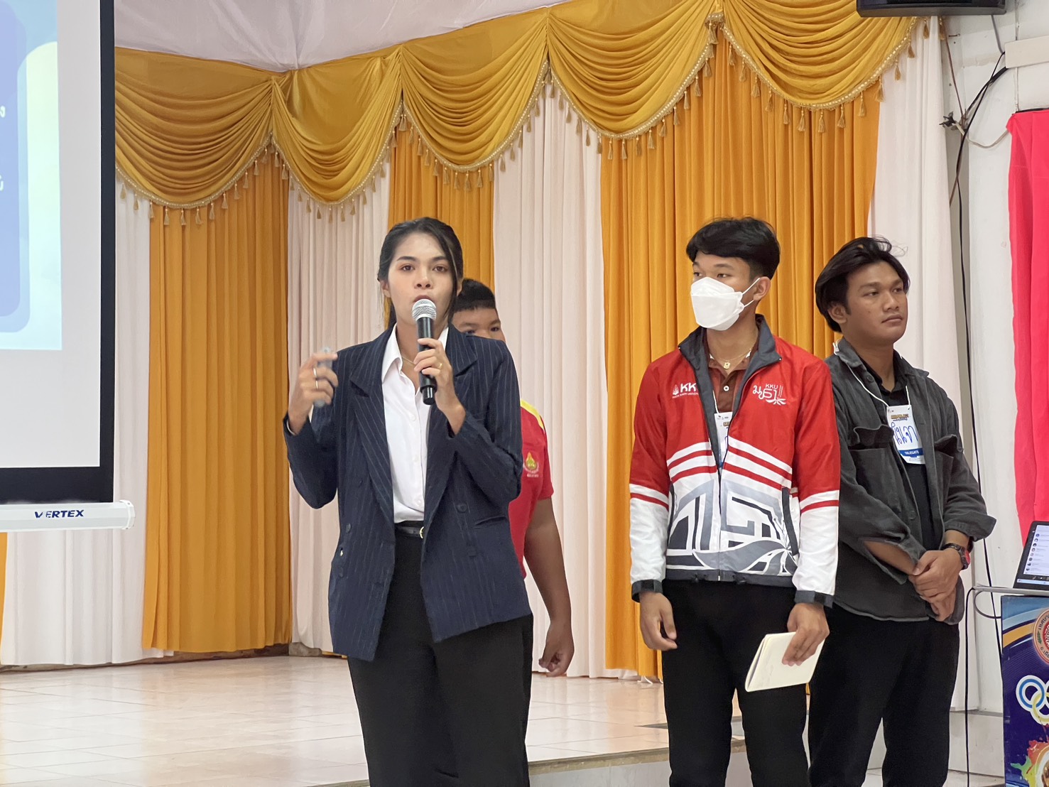 พช.ขอนแก่น : ร่วมฟังและให้ข้อเสนอแนะการนำเสนอแผนการพัฒนาชุมชนและเยาวชนในท้องถิ่น กิจกรรมสัมมนาเชิงปฏิบัติการการพัฒนาทักษะความเป็นผู้นำเยาวชน สู่การพัฒนาท้องถิ่นอย่างยั่งยืน โดยใช้กระบวนการ SEED MODEL ภาคตะวันออกเฉียงเหนือ วันที่ 3 เมษายน 2568 ณ ห้องประชุมเทศบาลตำบลสาวะถี (ห้องสินไซ) ต.สาวะถี อ.เมืองขอนแก่น จ.ขอนแก่น