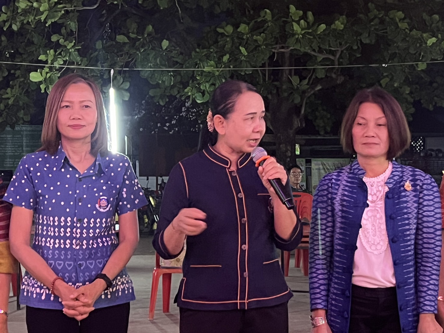 พช.ขอนแก่น : ดำเนินโครงการนวัตกรรมสร้างสรรค์เพื่อชุมชน (7C : Innovation for Smarter CDD Khonkaen) “เติมแฮง แบ่งปัน สานฝัน โคก หนอง นา” กิจกรรม ฝึกอบรมเชิงปฏิบัติการเพิ่มศักยภาพของเจ้าหน้าที่พัฒนาชุมชน “เติมแฮง แบ่งปัน สานฝัน โคก หนอง นา” ณ ศูนย์เรียนรู้เศรษฐกิจพอเพียง บ้านขามป้อม หมู่ 4 ตำบลขัวเรียง อำเภอชุมแพ จังหวัดขอนแก่น (วันที่1)