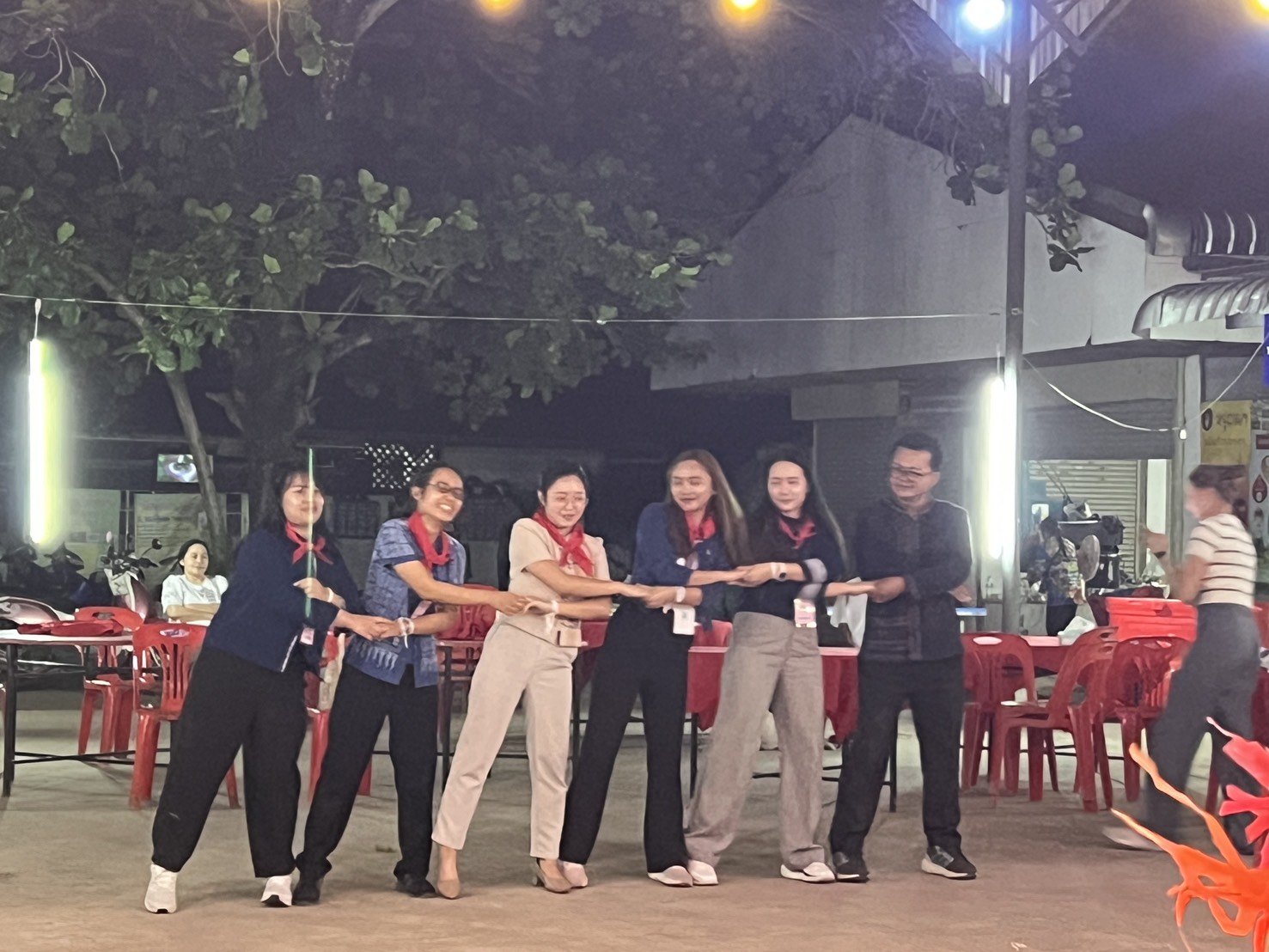 พช.ขอนแก่น : ดำเนินโครงการนวัตกรรมสร้างสรรค์เพื่อชุมชน (7C : Innovation for Smarter CDD Khonkaen) “เติมแฮง แบ่งปัน สานฝัน โคก หนอง นา” กิจกรรม ฝึกอบรมเชิงปฏิบัติการเพิ่มศักยภาพของเจ้าหน้าที่พัฒนาชุมชน “เติมแฮง แบ่งปัน สานฝัน โคก หนอง นา” ณ ศูนย์เรียนรู้เศรษฐกิจพอเพียง บ้านขามป้อม หมู่ 4 ตำบลขัวเรียง อำเภอชุมแพ จังหวัดขอนแก่น (วันที่1)