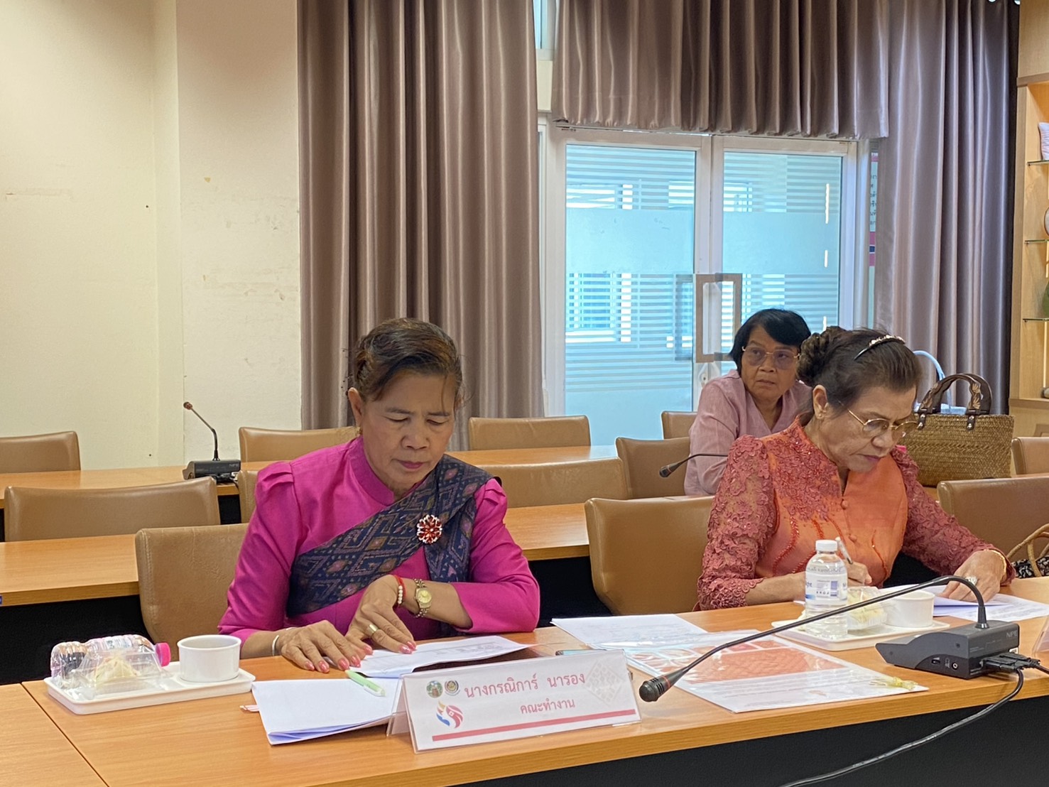 พช.ขอนแก่น : ประชุมคณะทำงานขับเคลื่อนกองทุนพัฒนาบทบาทสตรีจังหวัดขอนแก่น ครั้งที่ 5/2568