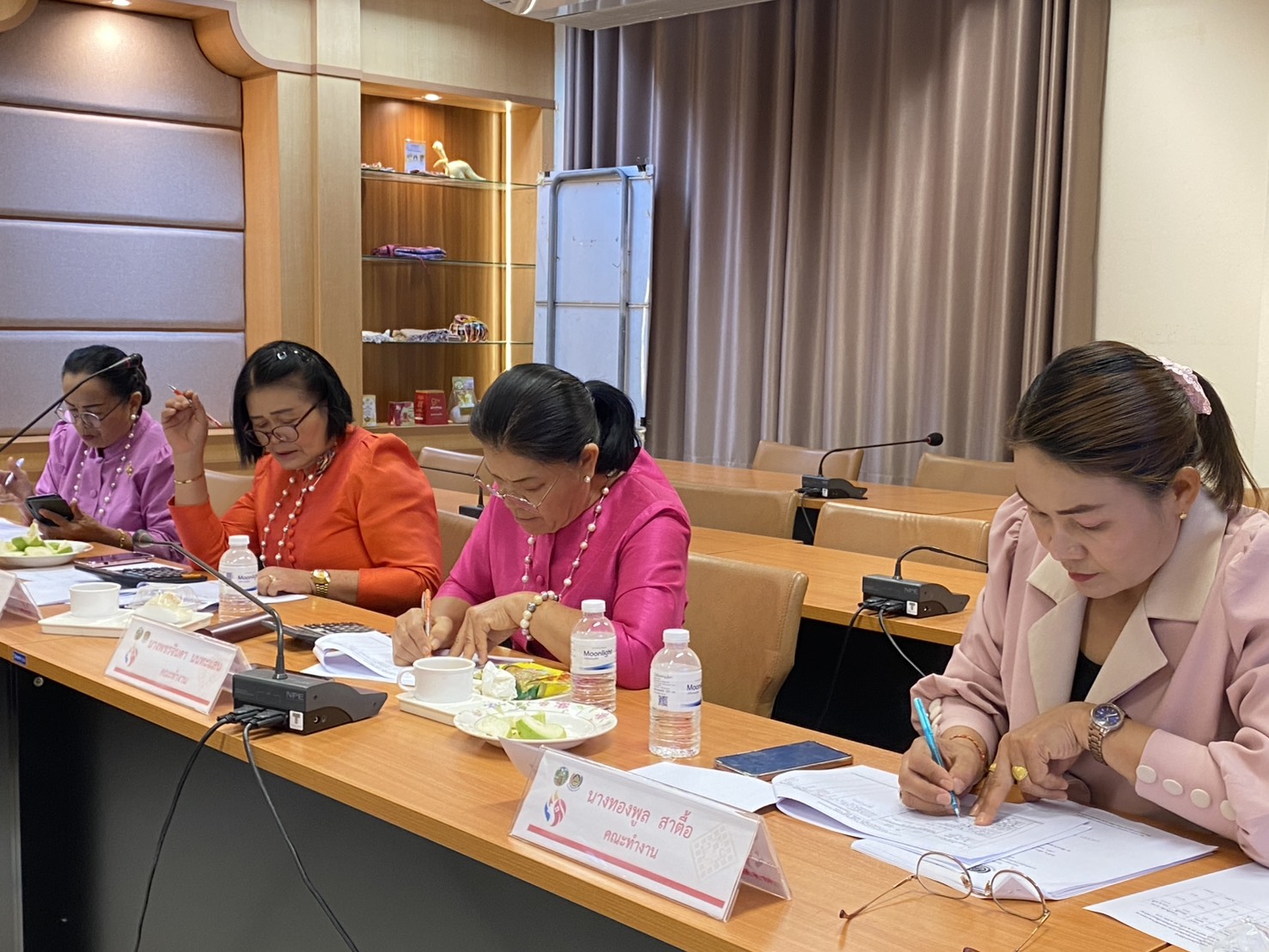 พช.ขอนแก่น : ประชุมคณะทำงานขับเคลื่อนกองทุนพัฒนาบทบาทสตรีจังหวัดขอนแก่น ครั้งที่ 5/2568