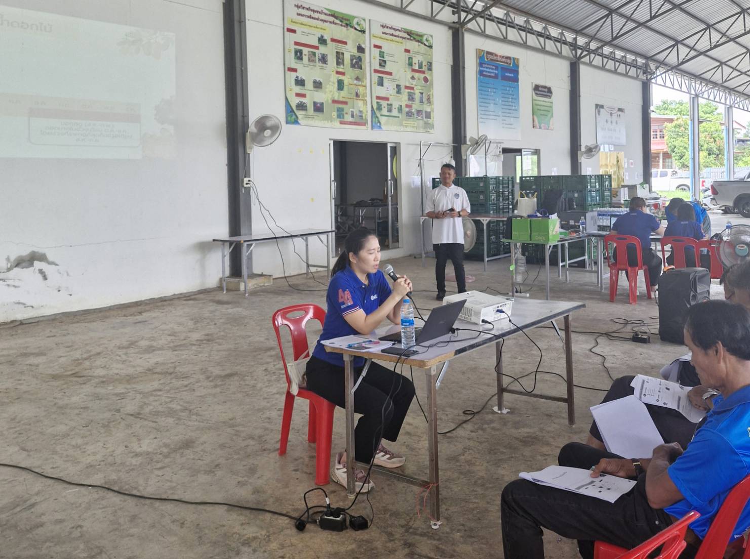 พช.ขอนแก่น : ร่วมประชุมระดมความคิดเห็นโครงการวิจัย เรื่อง การศึกษาโซ่อุปทานและการบริหารจัดการมะม่วงน้ำดอกไม้เพื่อการส่งออก ครั้งที่ 1