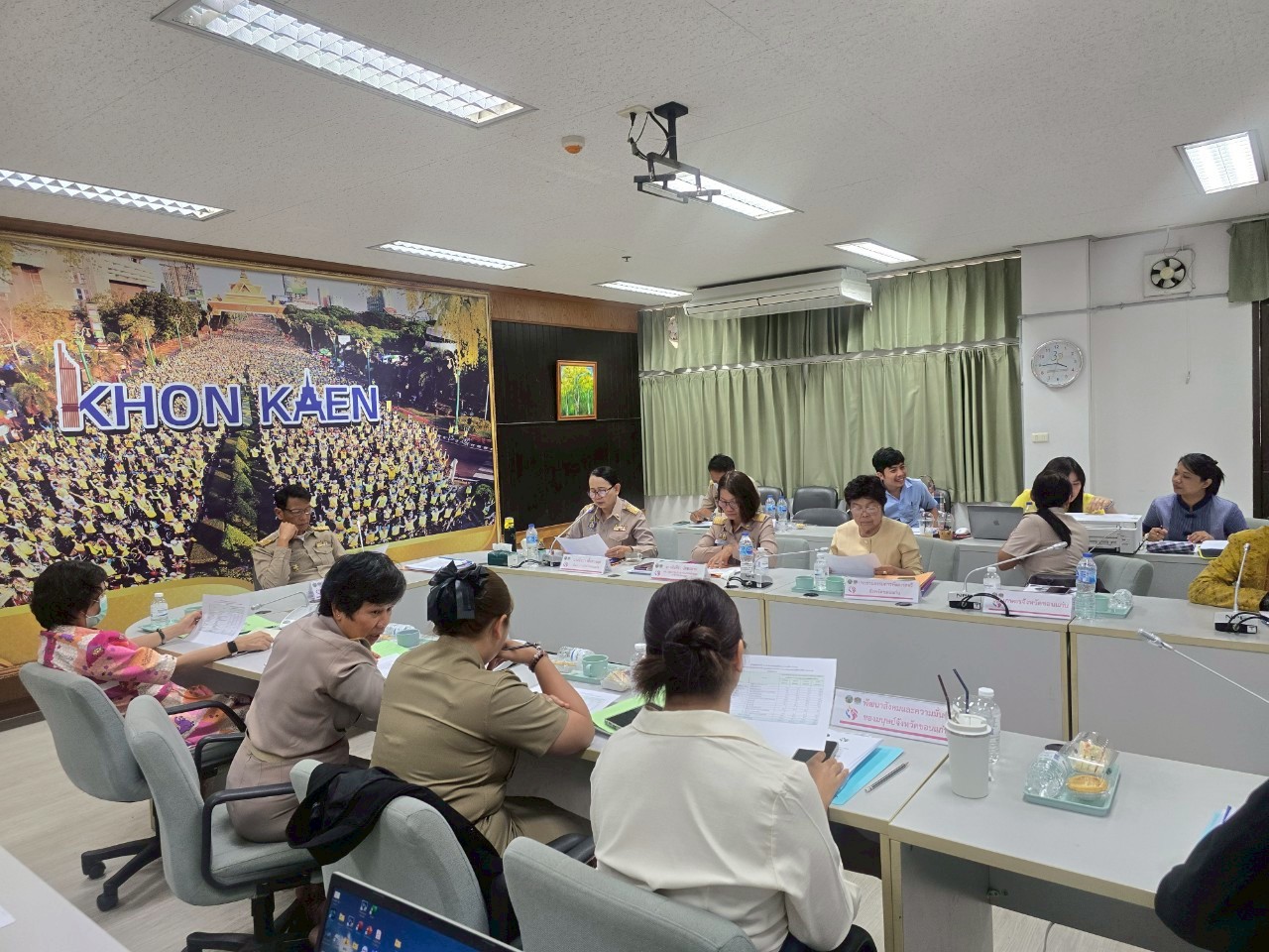 พช.ขอนแก่น : ดำเนินโครงการเชิดชูเกียรติคนกองทุนพัฒนาบทบาทสตรี ประจำปี 2568 กิจกรรมที่ 1 การคัดเลือกคนกองทุนพัฒนาบทบาทสตรีดีเด่น ระดับจังหวัด (วันที่1 ประเภท สำนักงานเลขานุการฯ)