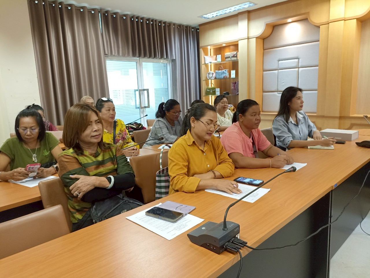 พช.ขอนแก่น : จัดประชุมชี้แจงแนวทางปฏิบัติในการเข้าร่วมงานการจัดงาน OTOP Midyear 2025