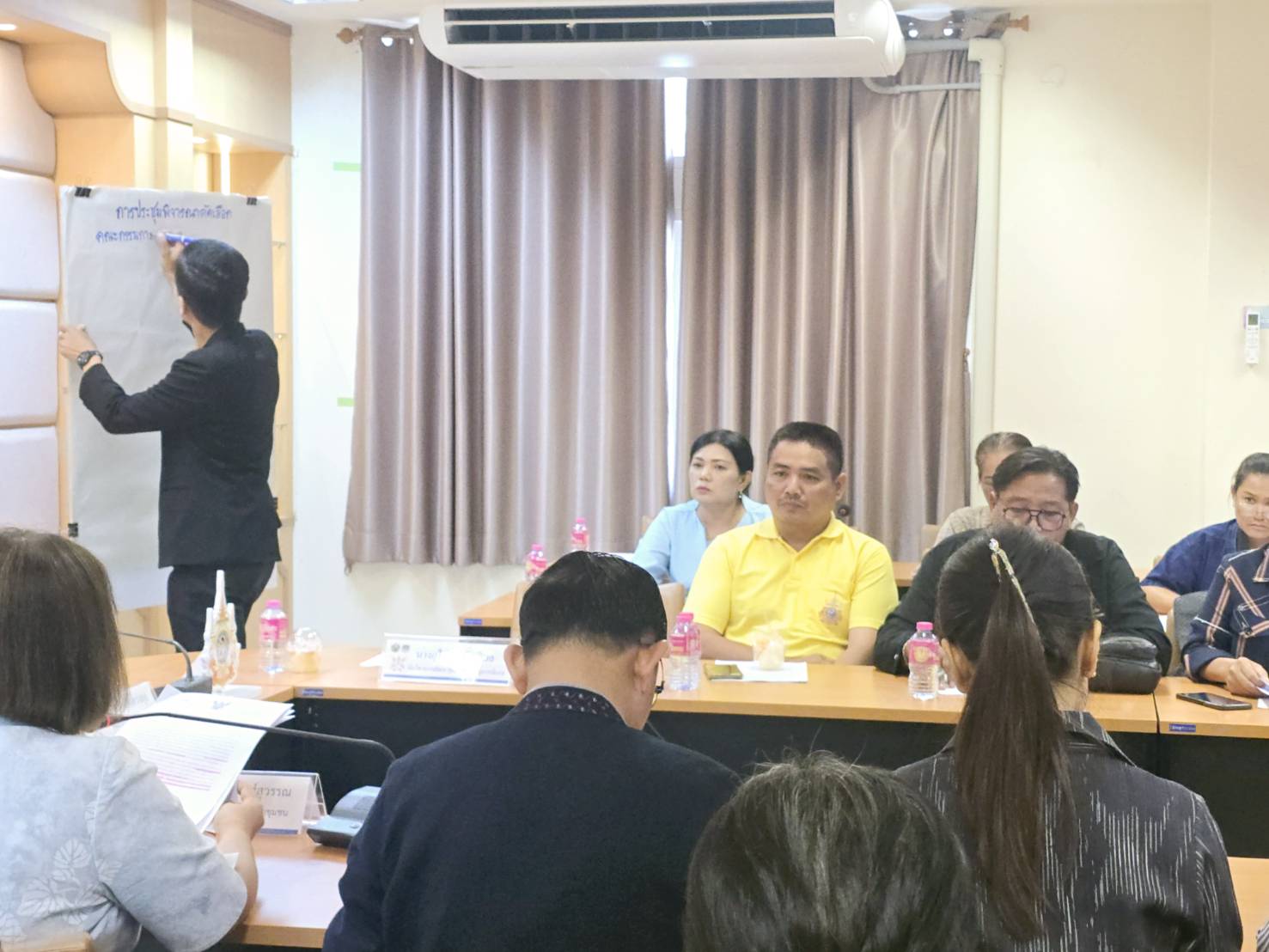 พช.ขอนแก่น : จัดประชุมเครือข่ายกลุ่มอาชีพ และผู้ผลิต ผู้ประกอบการหนึ่งตำบล หนึ่งผลิตภัณฑ์ จังหวัดขอนแก่น ครั้งที่ 1/2568 และคัดเลือก OTOP ร่วมงาน OTOP Midyear 2025