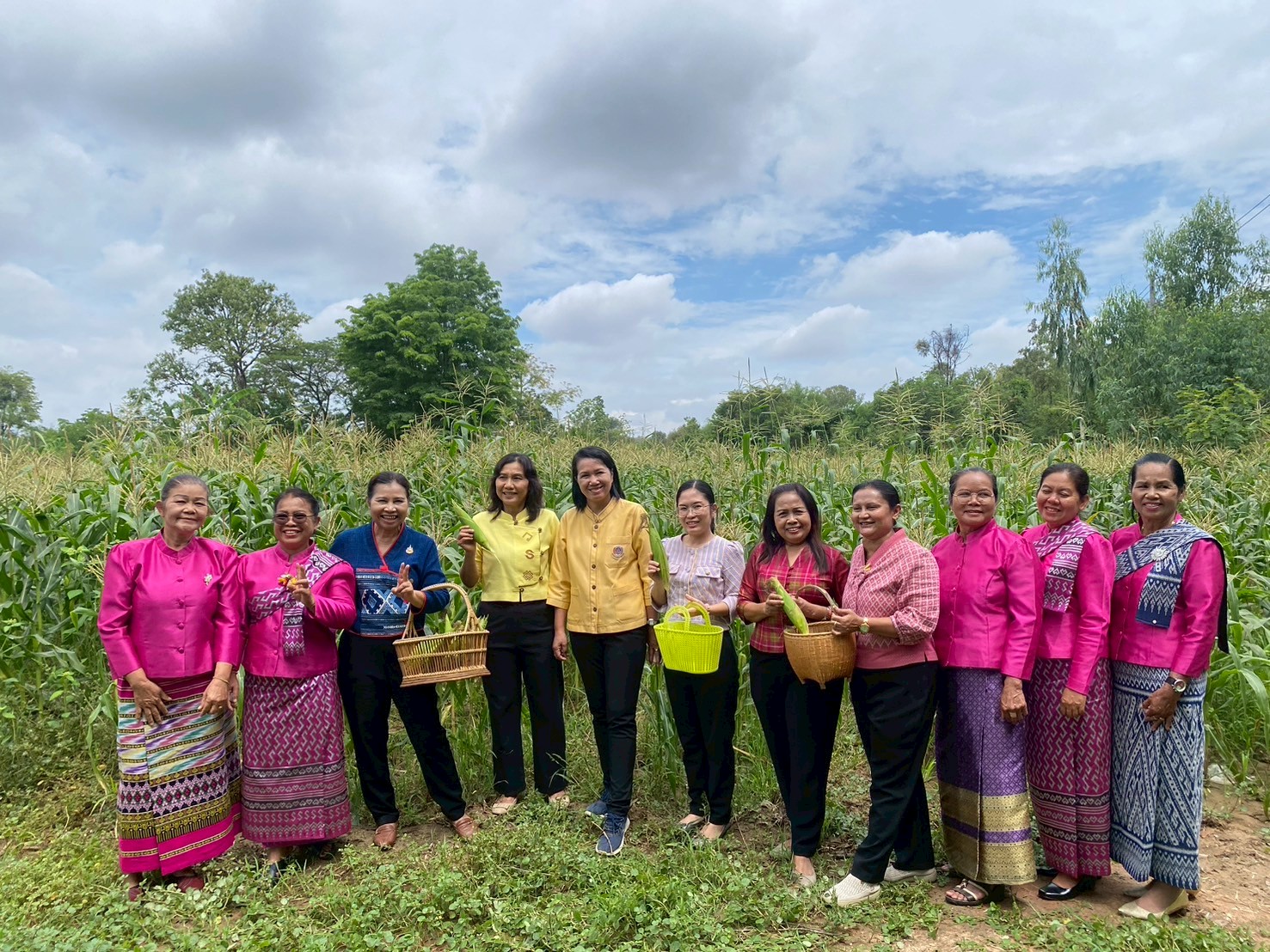 พช.ขอนแก่น : การพิจารณาคัดเลือกคนกองทุนพัฒนาบทบาทสตรีดีเด่น ปี พ.ศ.2568 วันที่3 (กลุ่มโซนอำเภอที่1)