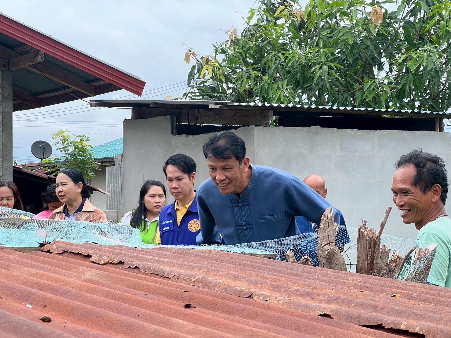 พช.ขอนแก่น : รอง ผู้ว่าฯ ขอนแก่น นำทีม ศจพ.จ. ลงพื้นที่ติดตามการแก้ไขปัญหาความยากจนและเยี่ยมให้กำลังใจครัวเรือนตกเกณฑ์ในมิติต่าง ๆ ในระดับพื้นที่อำเภอภูเวียงและอำเภอเวียงเก่า