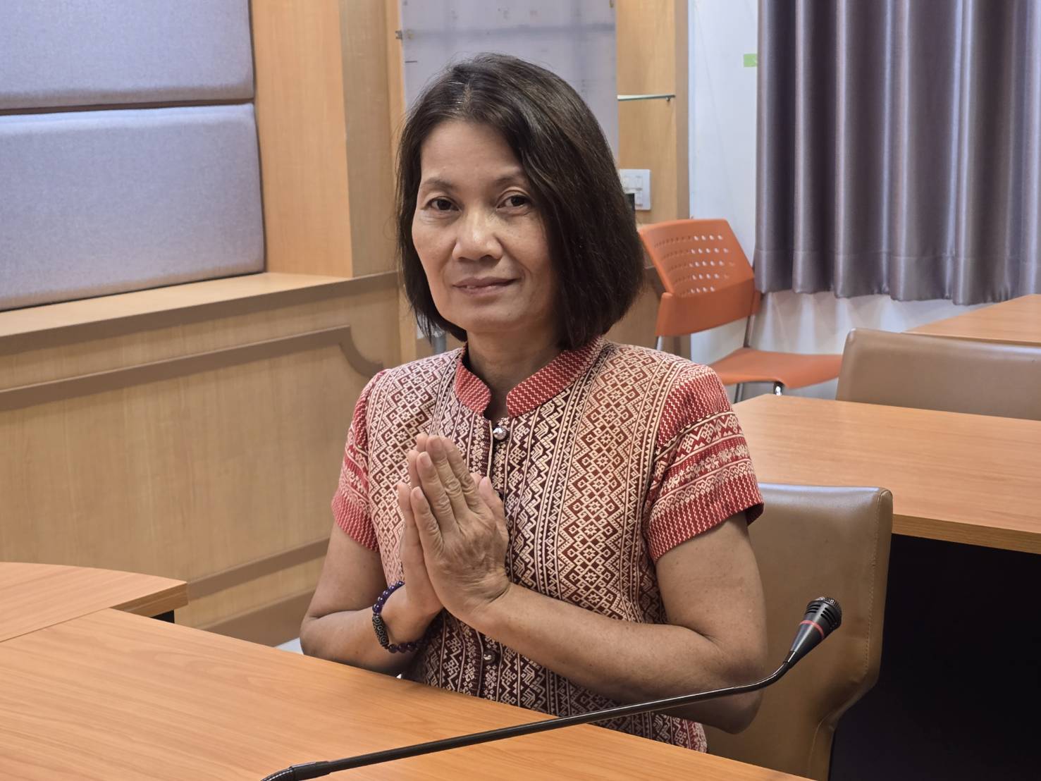 สำนักงานพัฒนาชุมชนจังหวัดขอนแก่นพร้อมทั้งบุคลากรในสังกัด เข้าร่วมพิธีเจริญพระพุทธมนต์ เจริญจิตตภาวนา (ออนไลน์) และร่วมจัดกิจกรรม “รวมพลังสร้างสัปปายะสู่วัดด้วยวิถี 5ส” (Big Cleaning Day) เพื่อเฉลิมพระเกียรติและถวายเป็นพระราชกุศลแด่สมเด็จพระนางเจ้า ฯ พระบรมราชินี เนื่องในโอกาสวันเฉลิมพระชนมพรรษา 3 มิถุนายน 2568