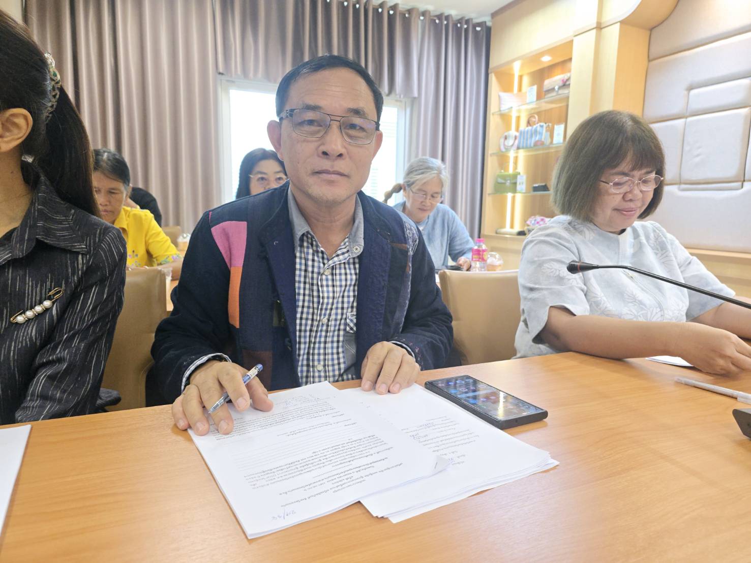 พช.ขอนแก่น : จัดประชุมเครือข่ายกลุ่มอาชีพ และผู้ผลิต ผู้ประกอบการหนึ่งตำบล หนึ่งผลิตภัณฑ์ จังหวัดขอนแก่น ครั้งที่ 1/2568 และคัดเลือก OTOP ร่วมงาน OTOP Midyear 2025