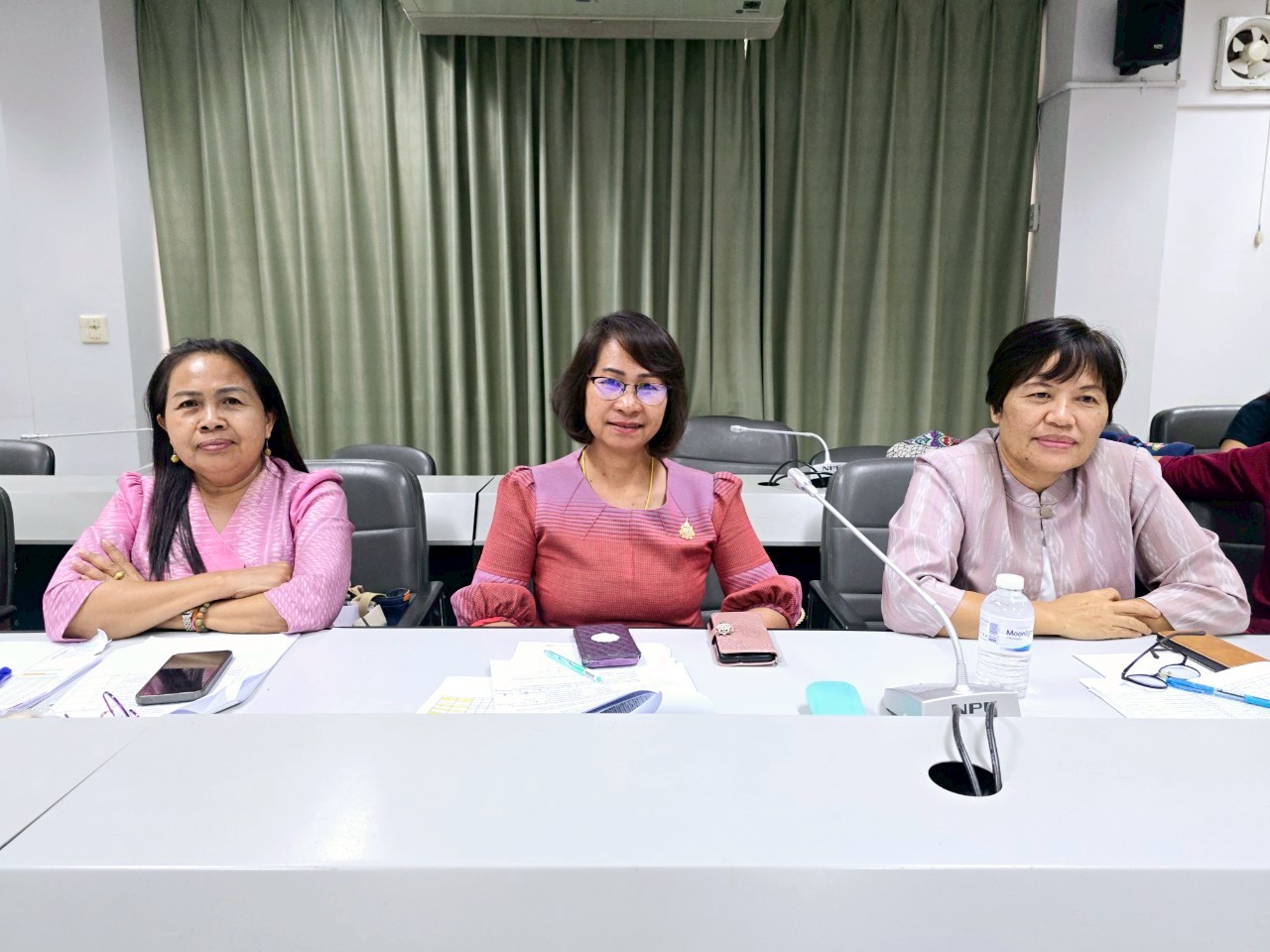พช.ขอนแก่น : จัดประชุมคณะทำงานพิจารณากลั่นกรองกิจกรรมพัฒนาชุมชนดีเด่น ระดับอำเภอ ครั้งที่ 1/2568