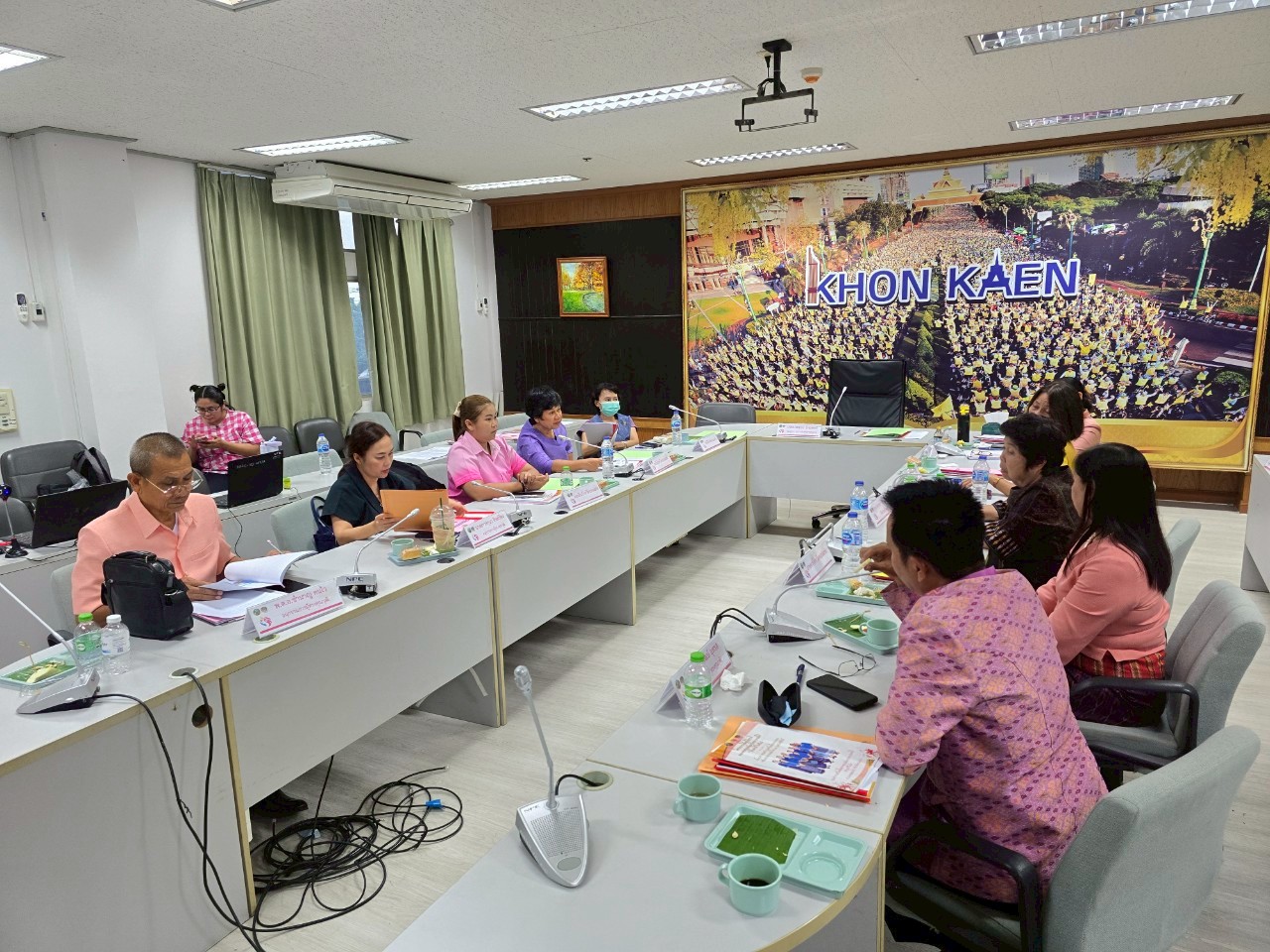 พช.ขอนแก่น : ดำเนินโครงการเชิดชูเกียรติคนกองทุนพัฒนาบทบาทสตรี ประจำปี 2568 กิจกรรมที่ 1 การคัดเลือกคนกองทุนพัฒนาบทบาทสตรีดีเด่น ระดับจังหวัด ผ่านระบบการประชุมทางไกล Cisco WebEx (วันที่2 ประเภท คณะทำงานขับเคลื่อนฯ)
